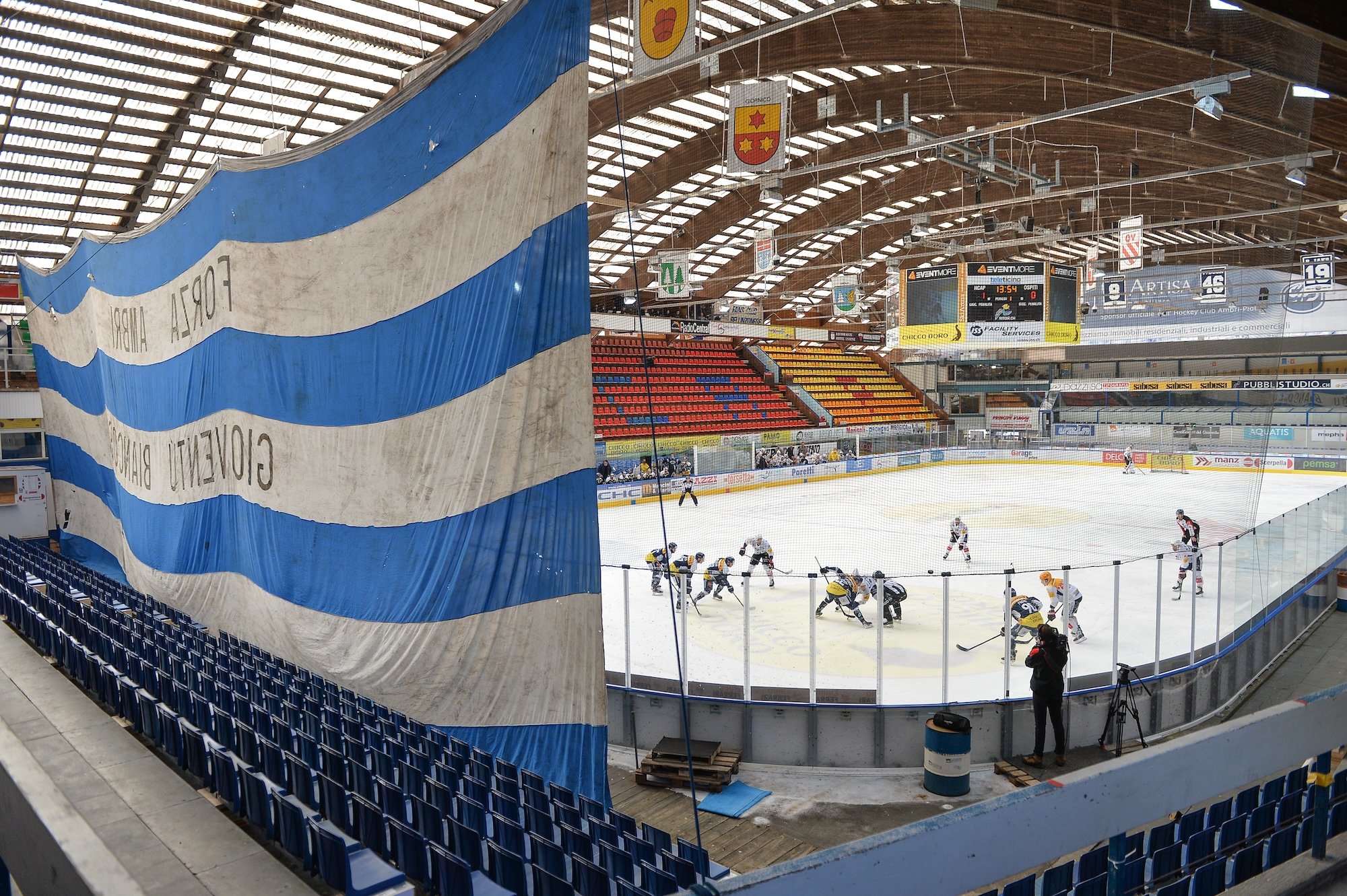  A glimpse of the last game ever played at the old Valascia rink 