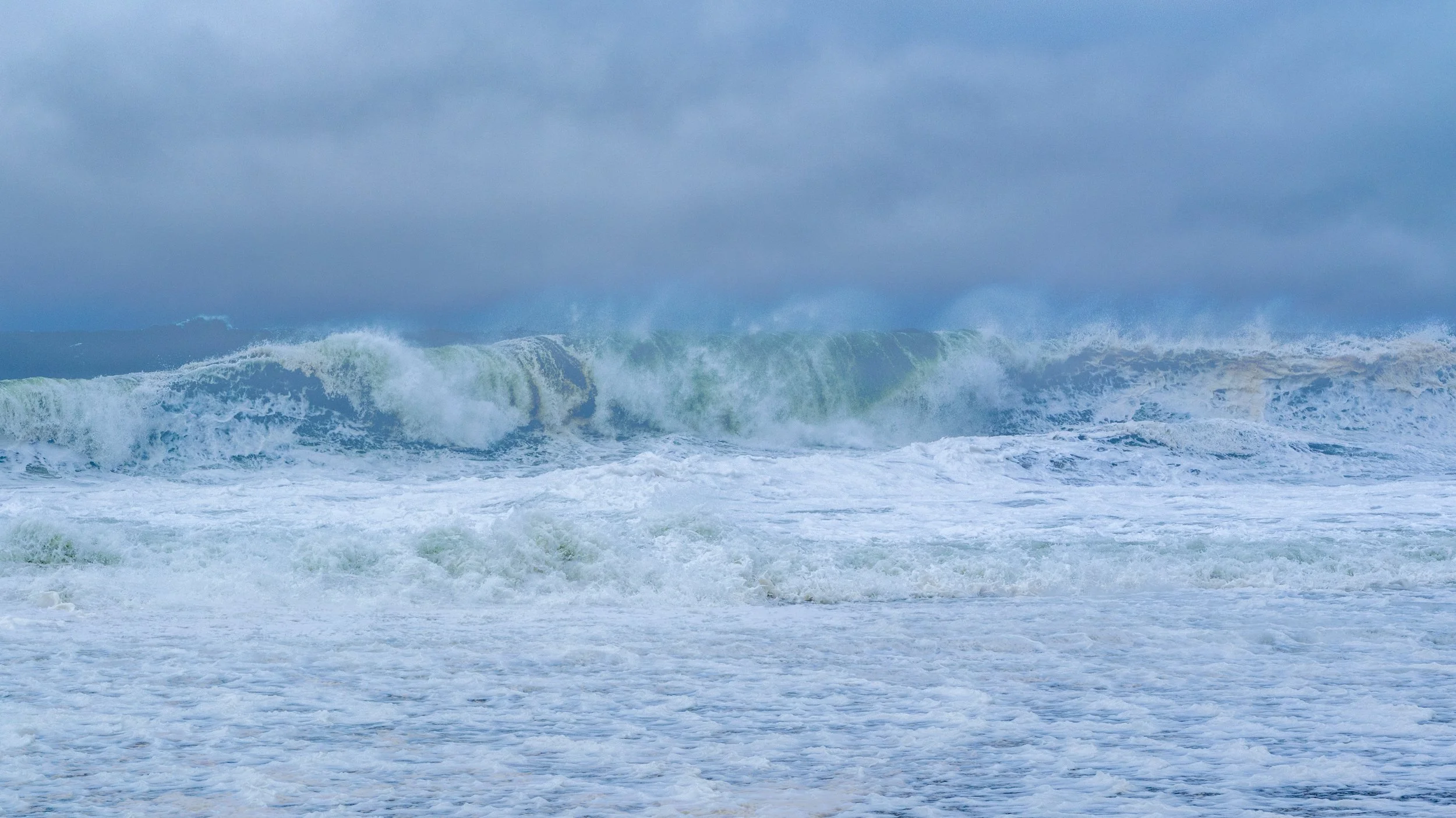 Incoming Waves 4