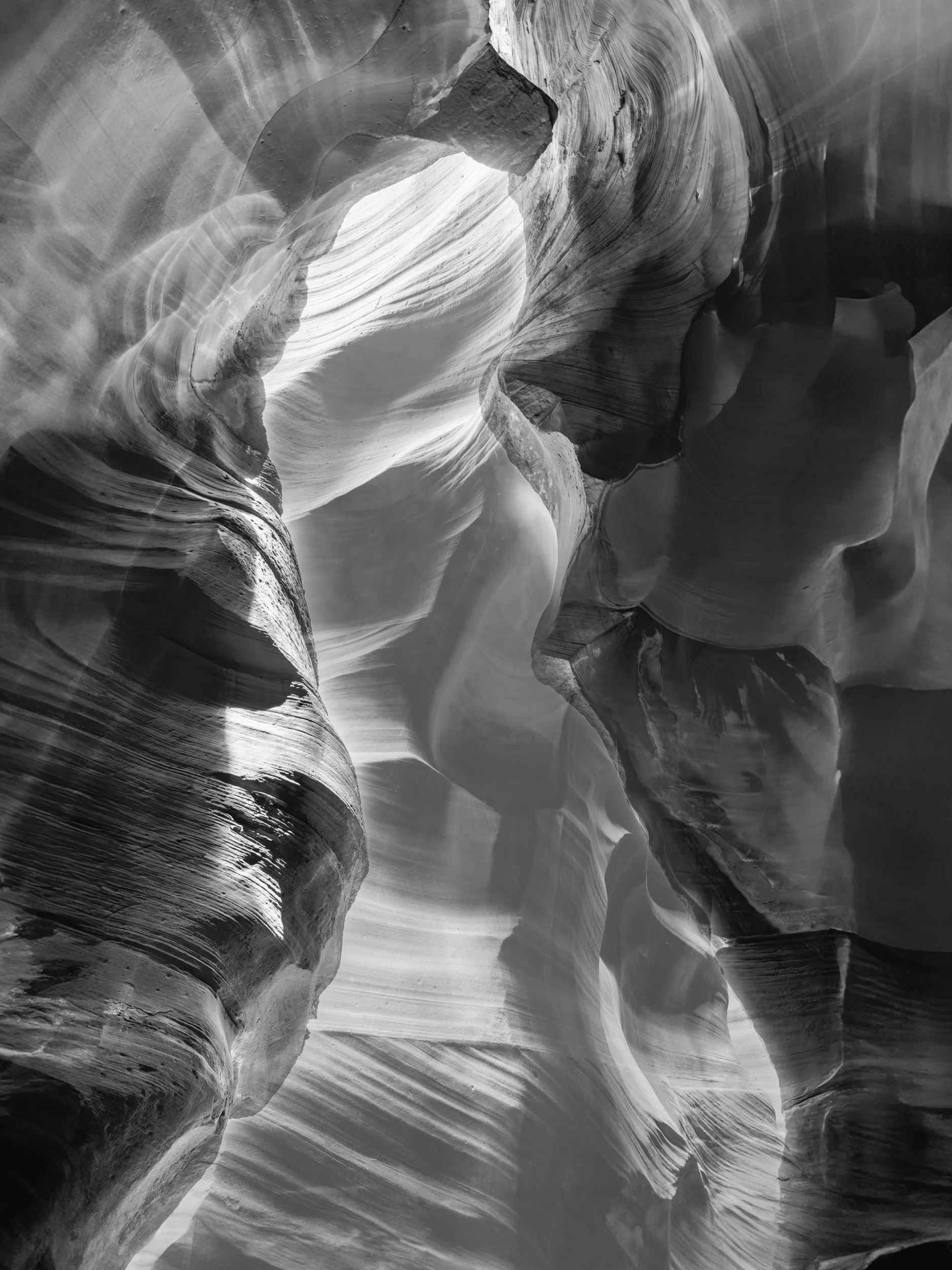 Monochrome Lady 2