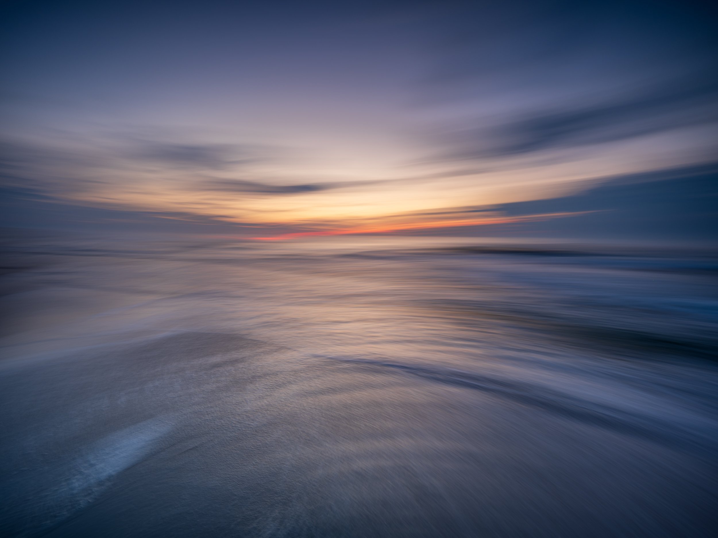 Monochrome Dawn 2