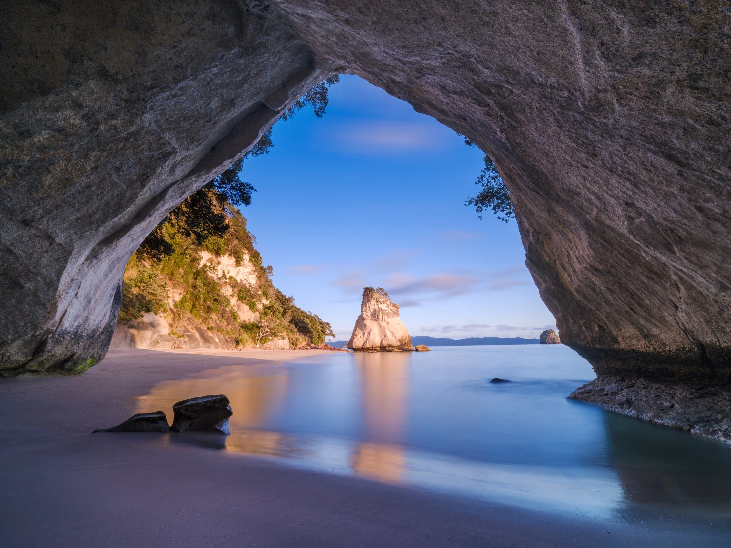 Cathedral Cove, NZ