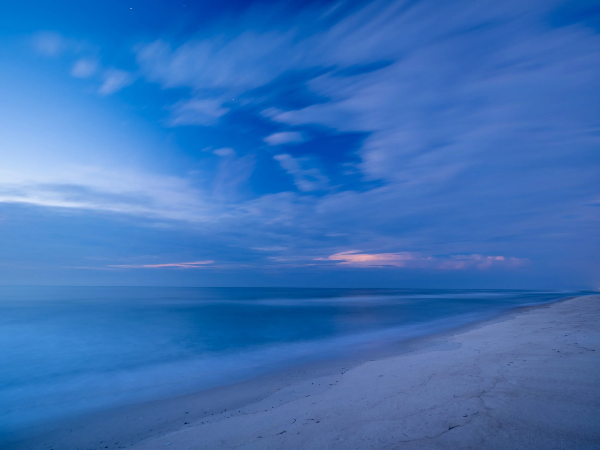 Monochrome Dawn 1
