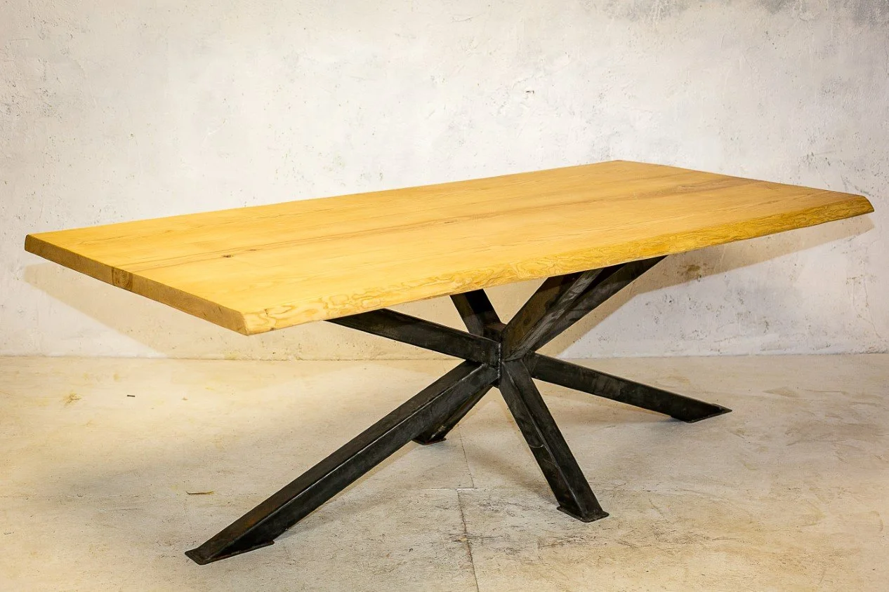 TABLE DE REPAS 468