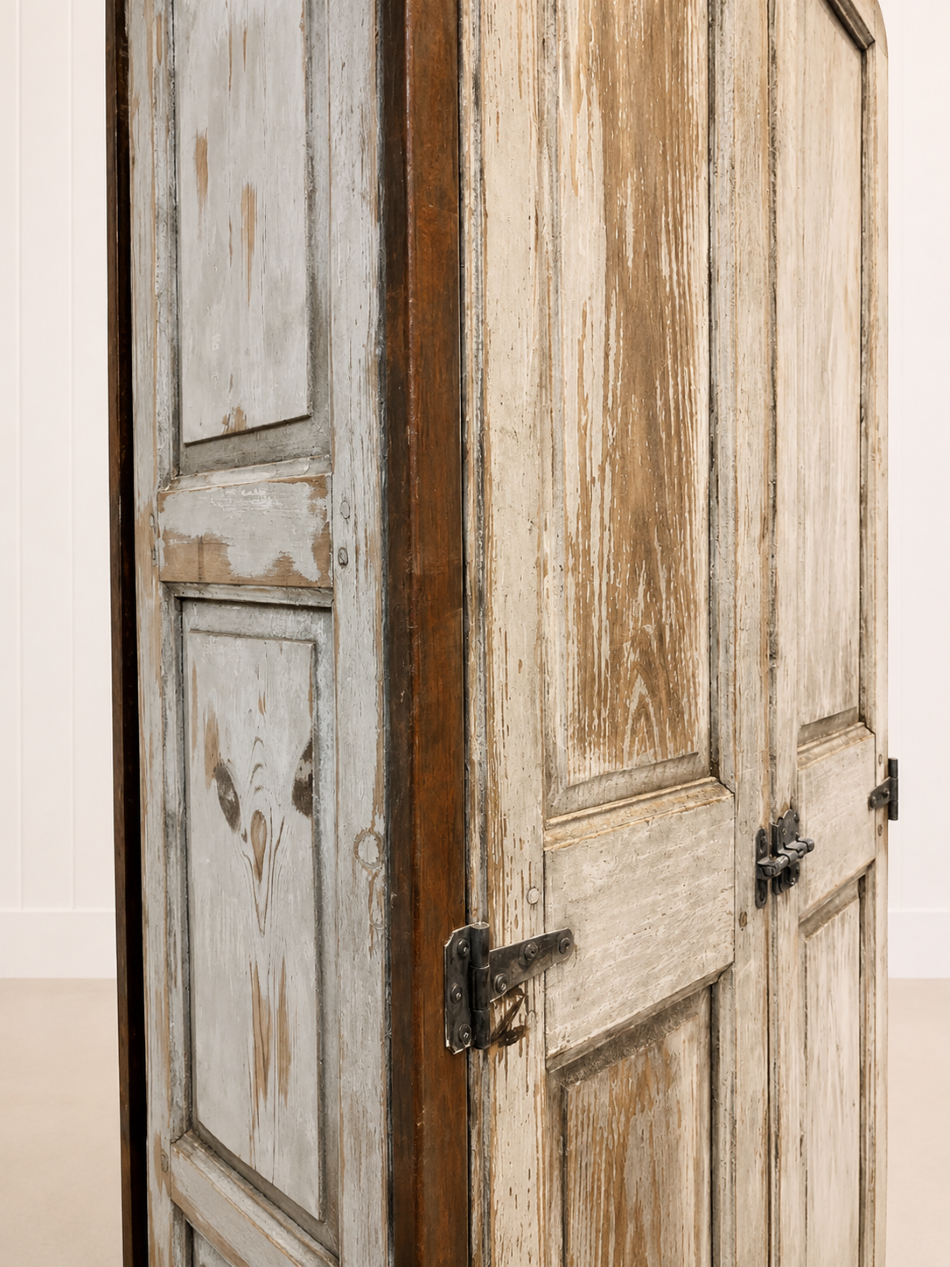 Armoire_ancien_restauré_marseille.PNG