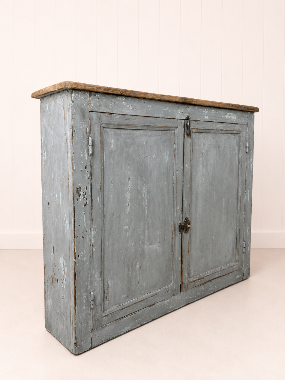 Ebéniste_sur_Marseille_meuble_sur_mesure_et_meuble_chiné_.PNG