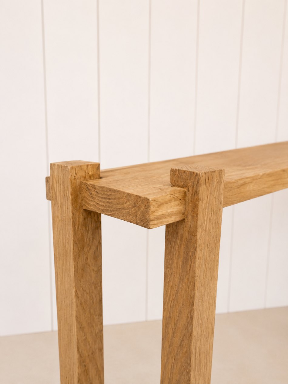 Console_pieds_fin_morderne_sur_mesure_à_marseille_près_de_saint_victor_.PNG