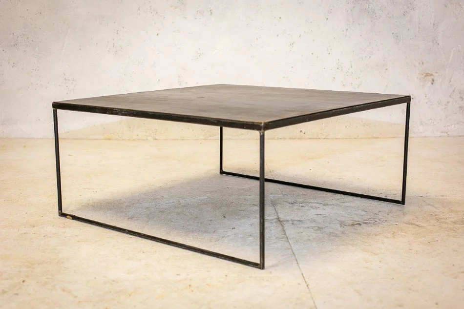 table-basse-carre-en-metal-pied-rondin (Personnalisé).jpg