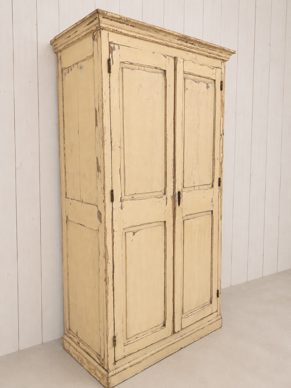 Placard_restauré_et_patiné_greg_&_co_marseille_13007.PNG