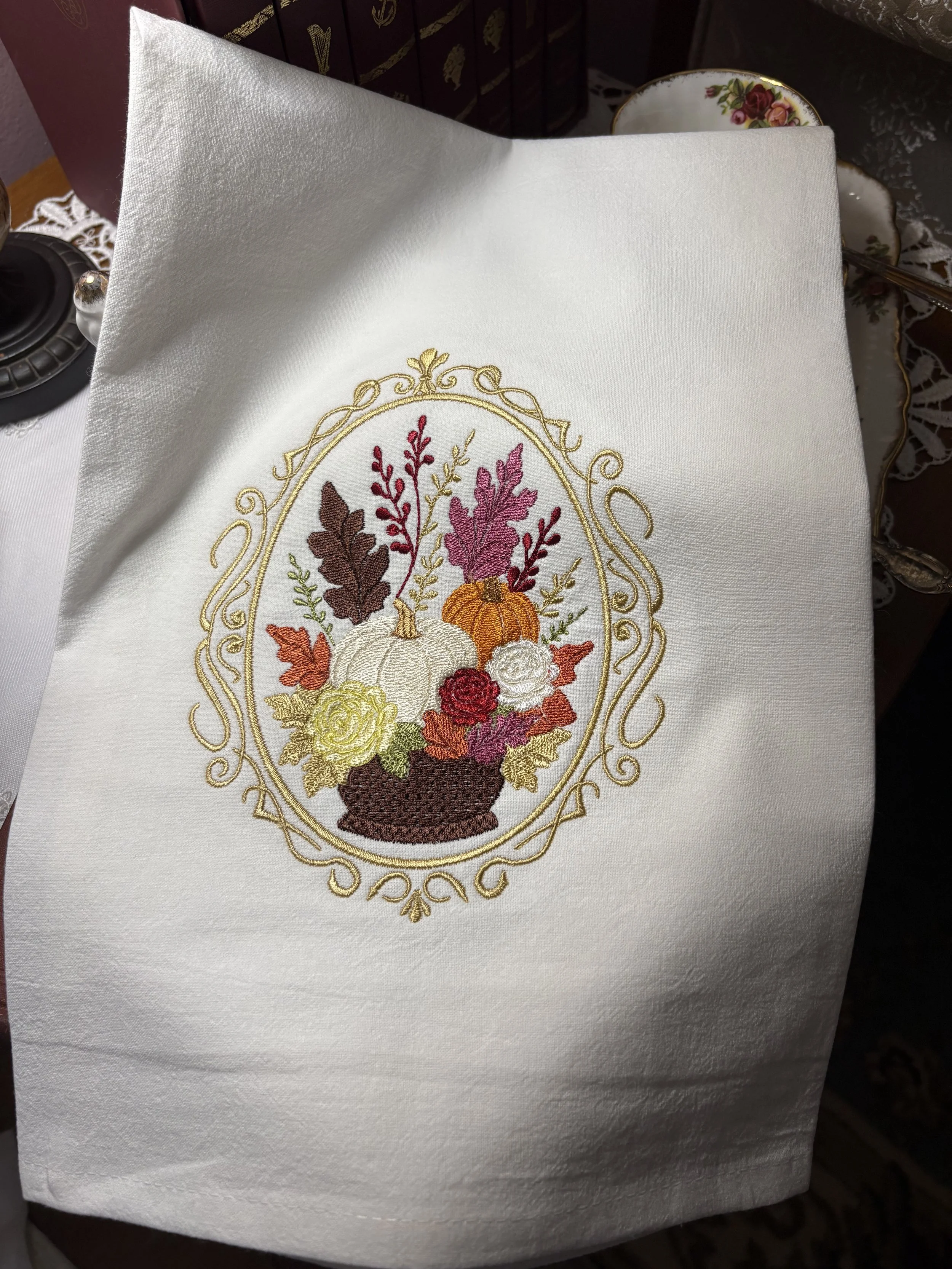 Victorian Autumn Basket close.jpeg