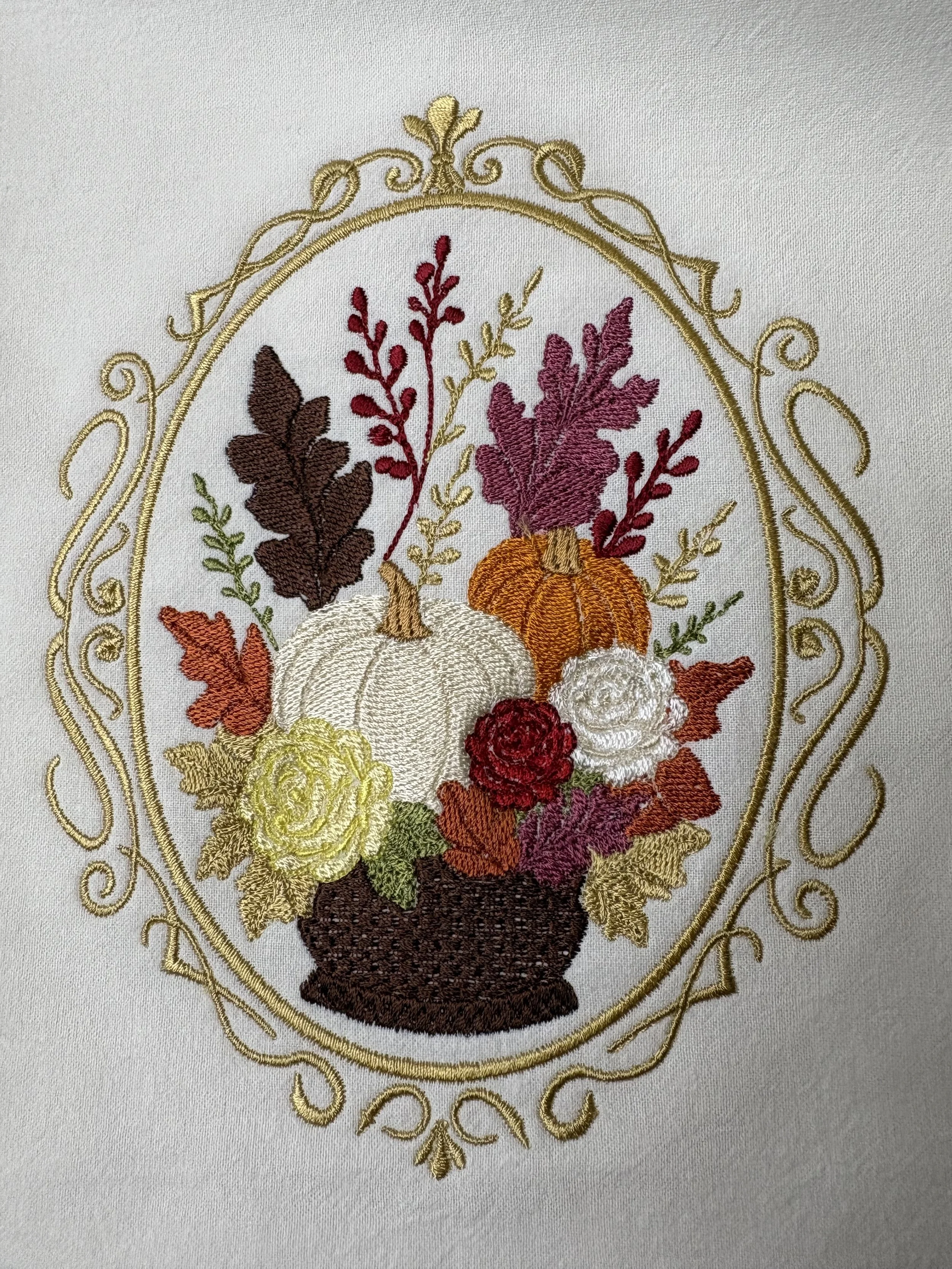 Victorian Autumn Basket close up.jpeg