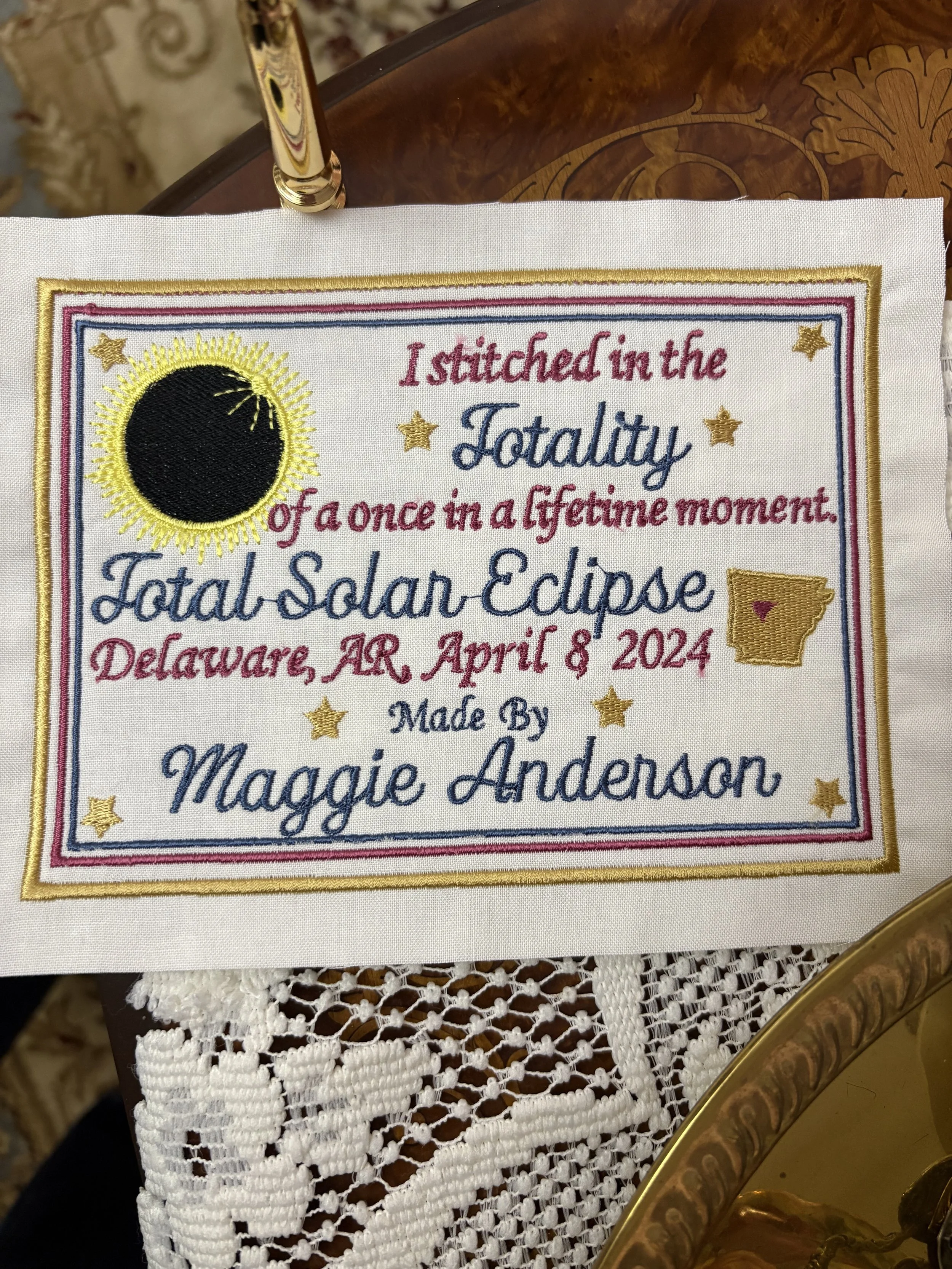 Total Solar Eclipse Commemorative Quilt Label close up.jpeg