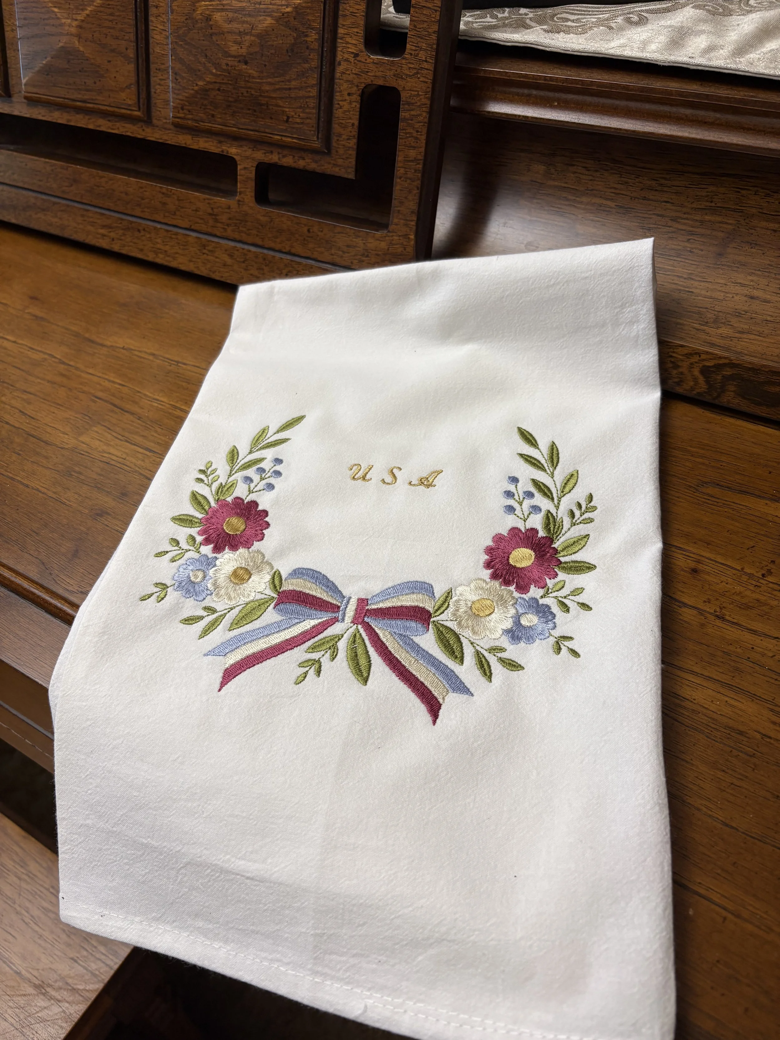 Heirloom Americana Floral Wreath Tea Towel piano.jpeg