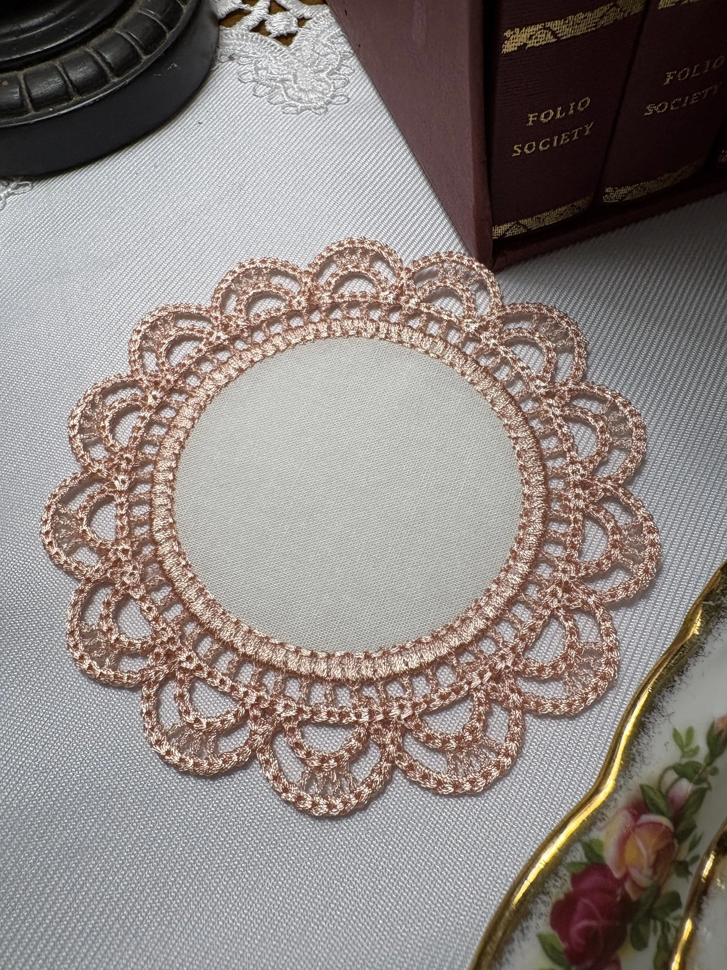 Cameo Lace Accent Mat end table.jpeg