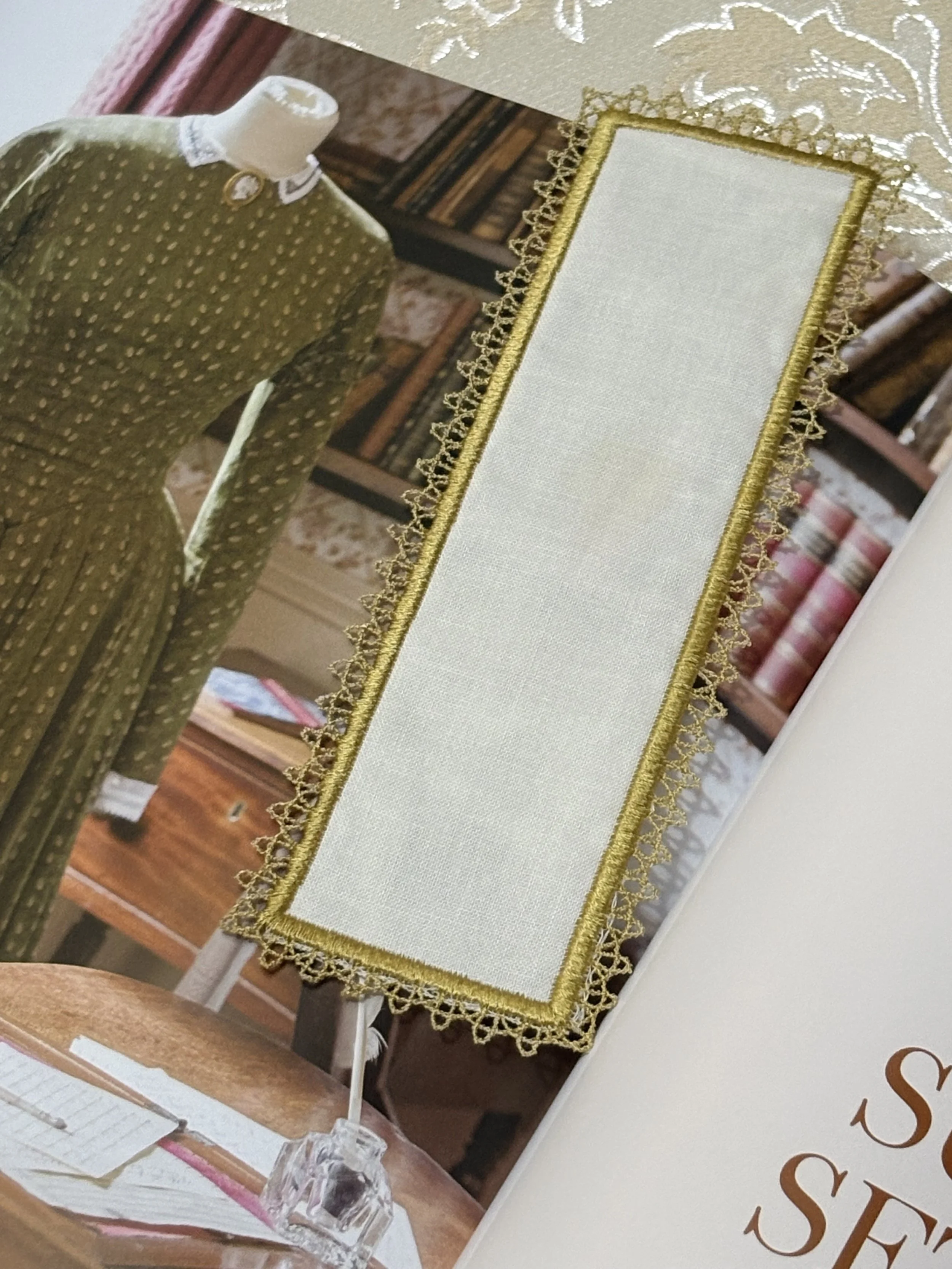 Golden Heirloom Lace Bookmark closeup.jpeg