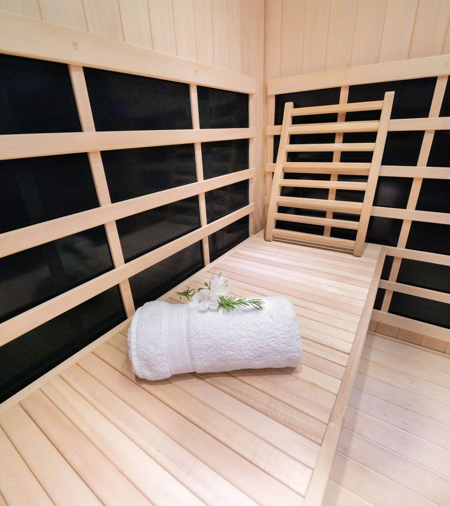Atvara Infrared Sauna and Halotherapy Session
