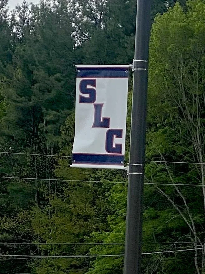 Collegiate looking banners throughout the SLC campus
