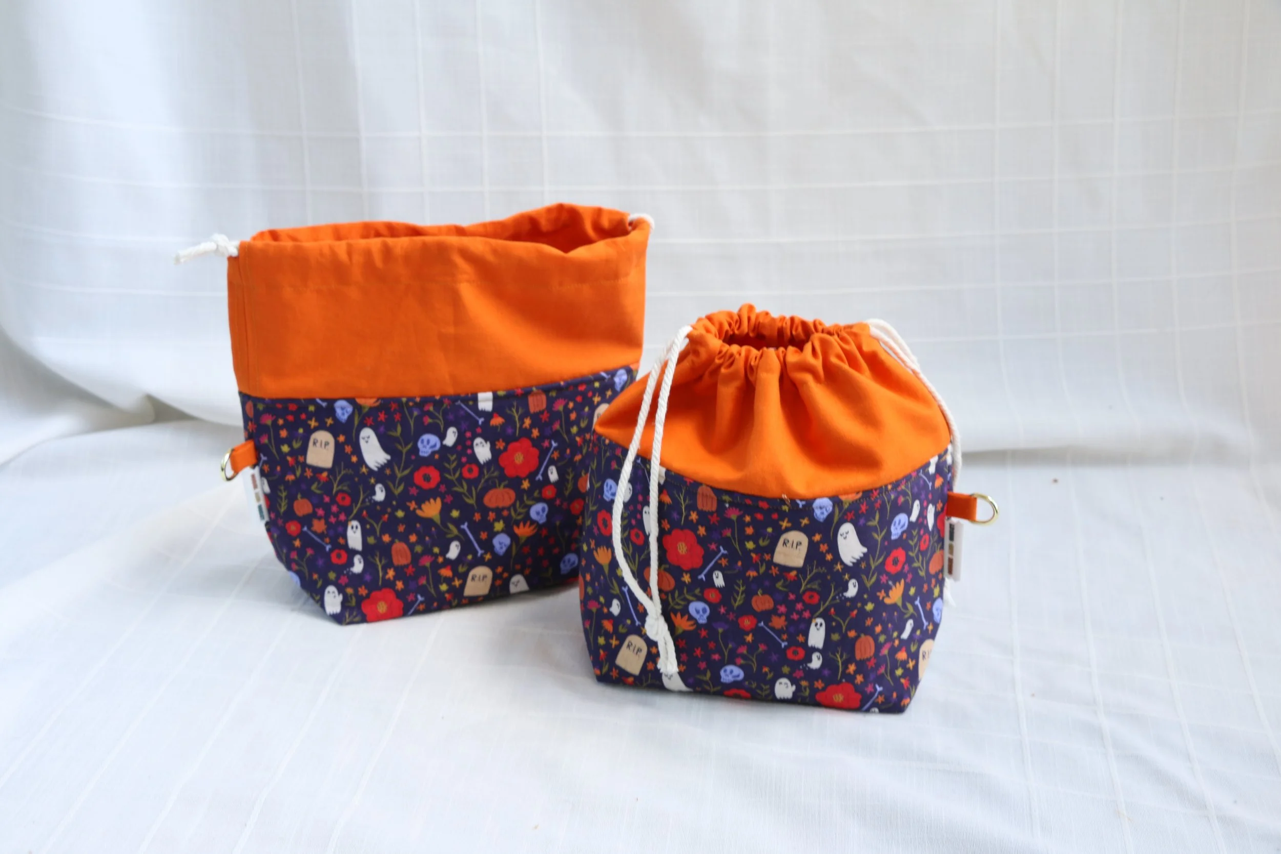 floral graveyard midnight small drawstrings 06.JPG