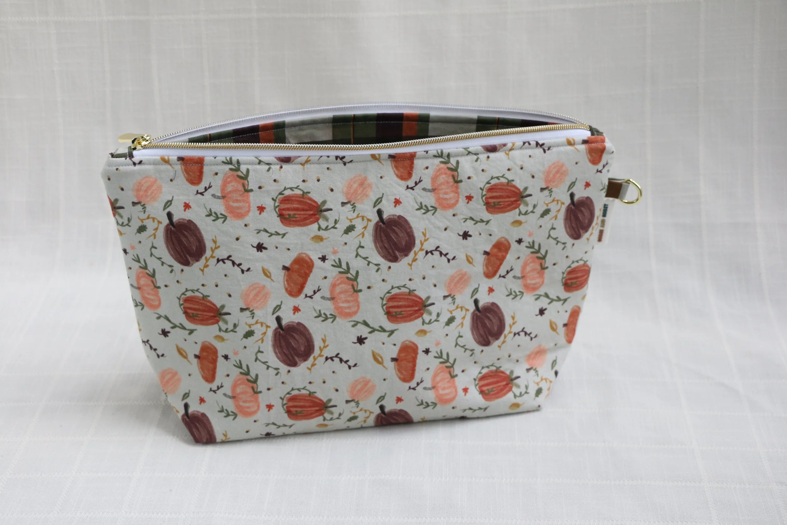 Watercolor Pumpkins Medium Zipper Bag