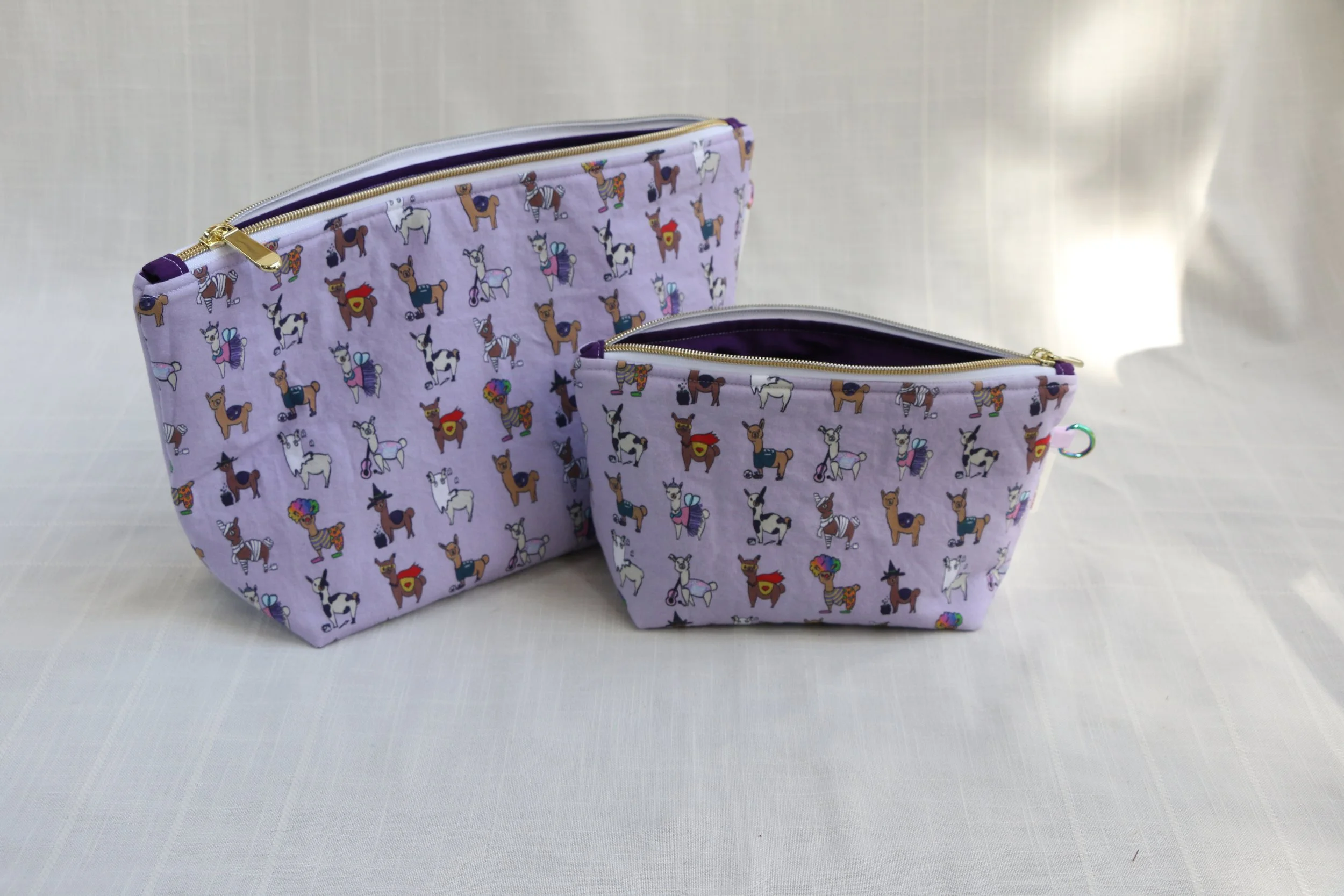 costumed alpacas zippers 01.JPG