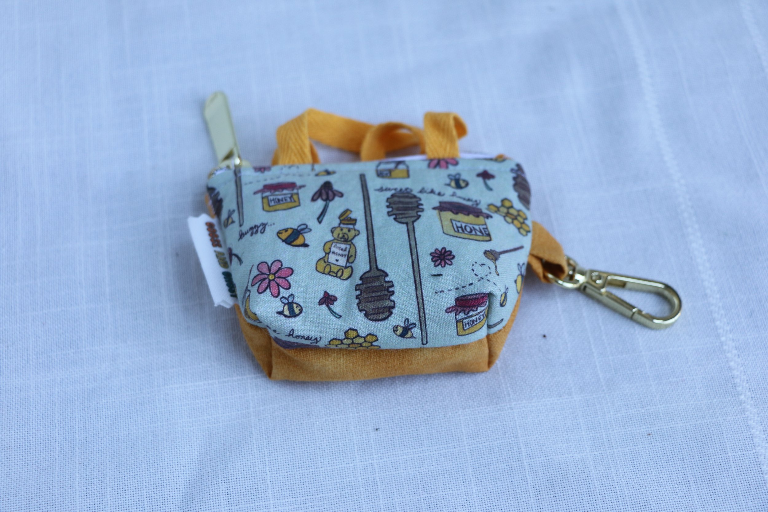 bees & honey tt front 061726 06.JPG