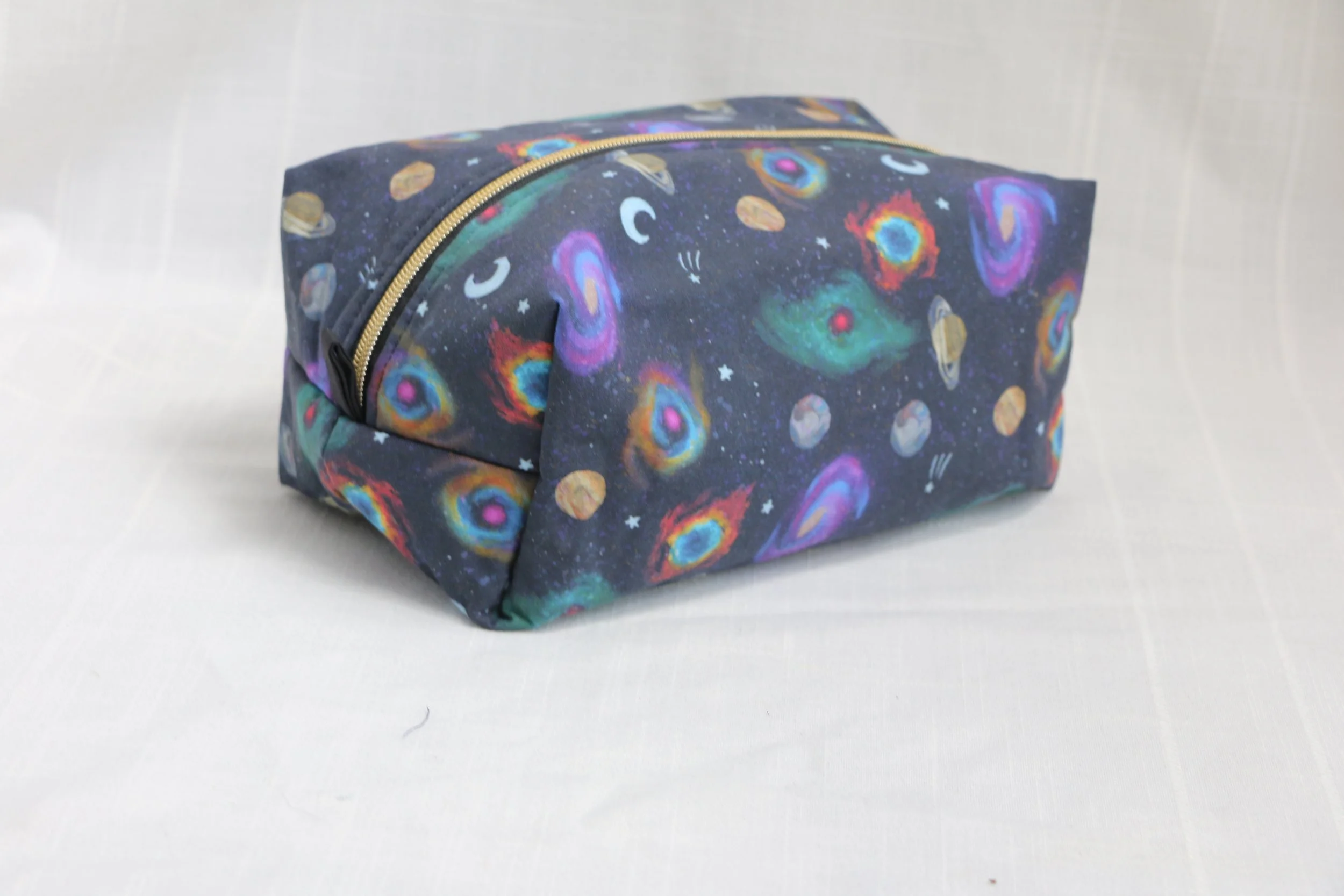 Galaxies Medium Boxy