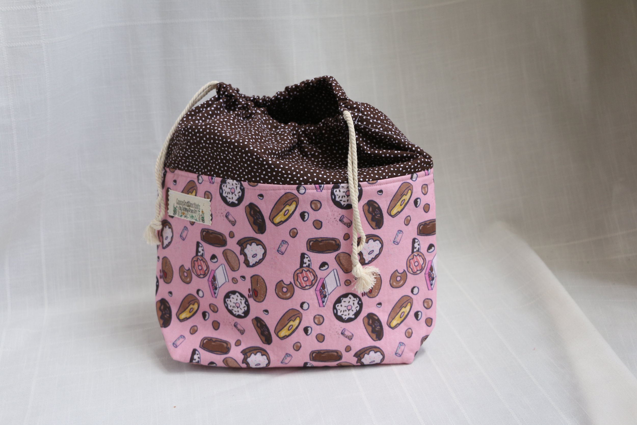 donuts medium drawstring 02.JPG
