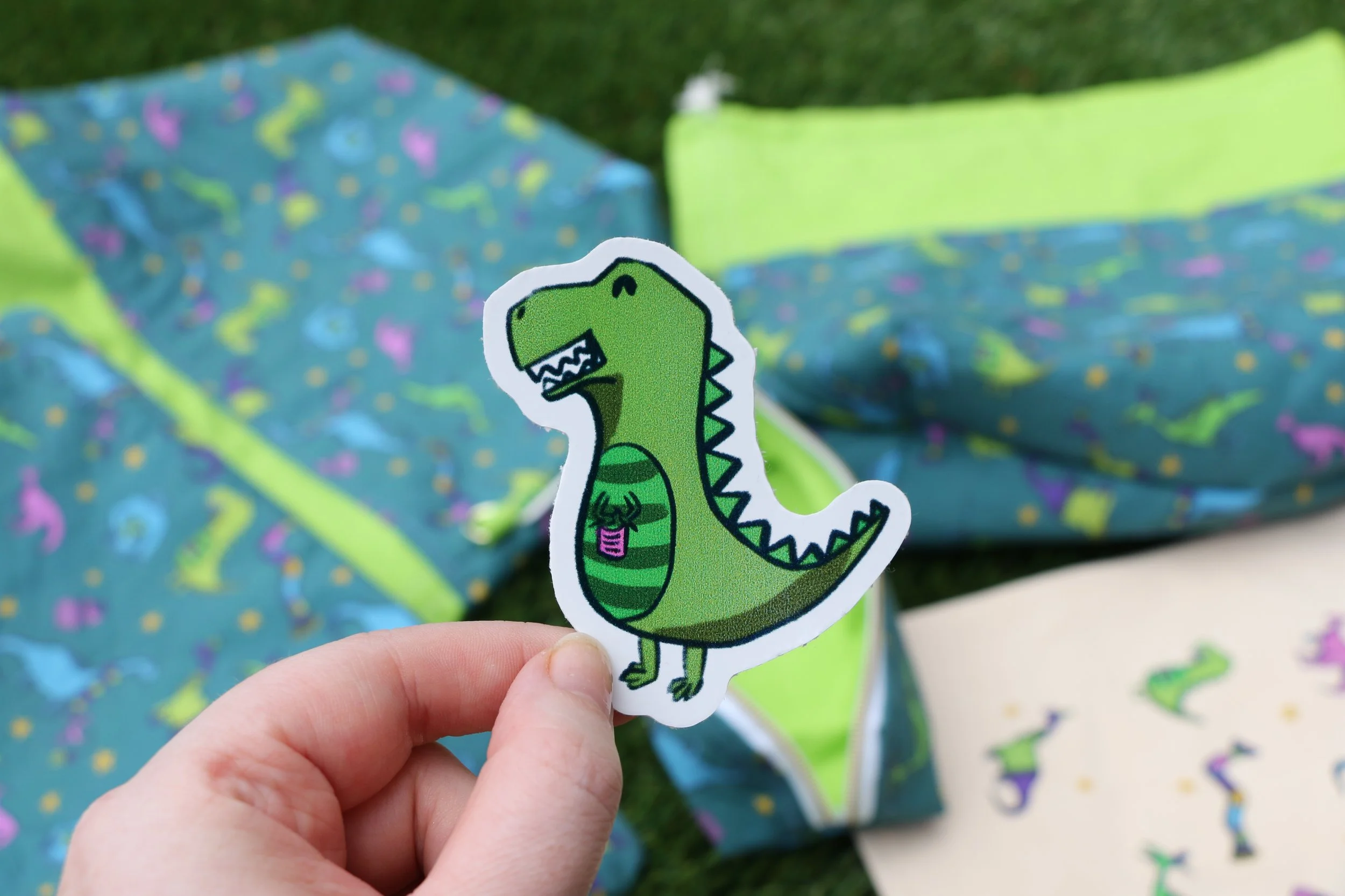 knitting t rex sticker 01 (2).JPG