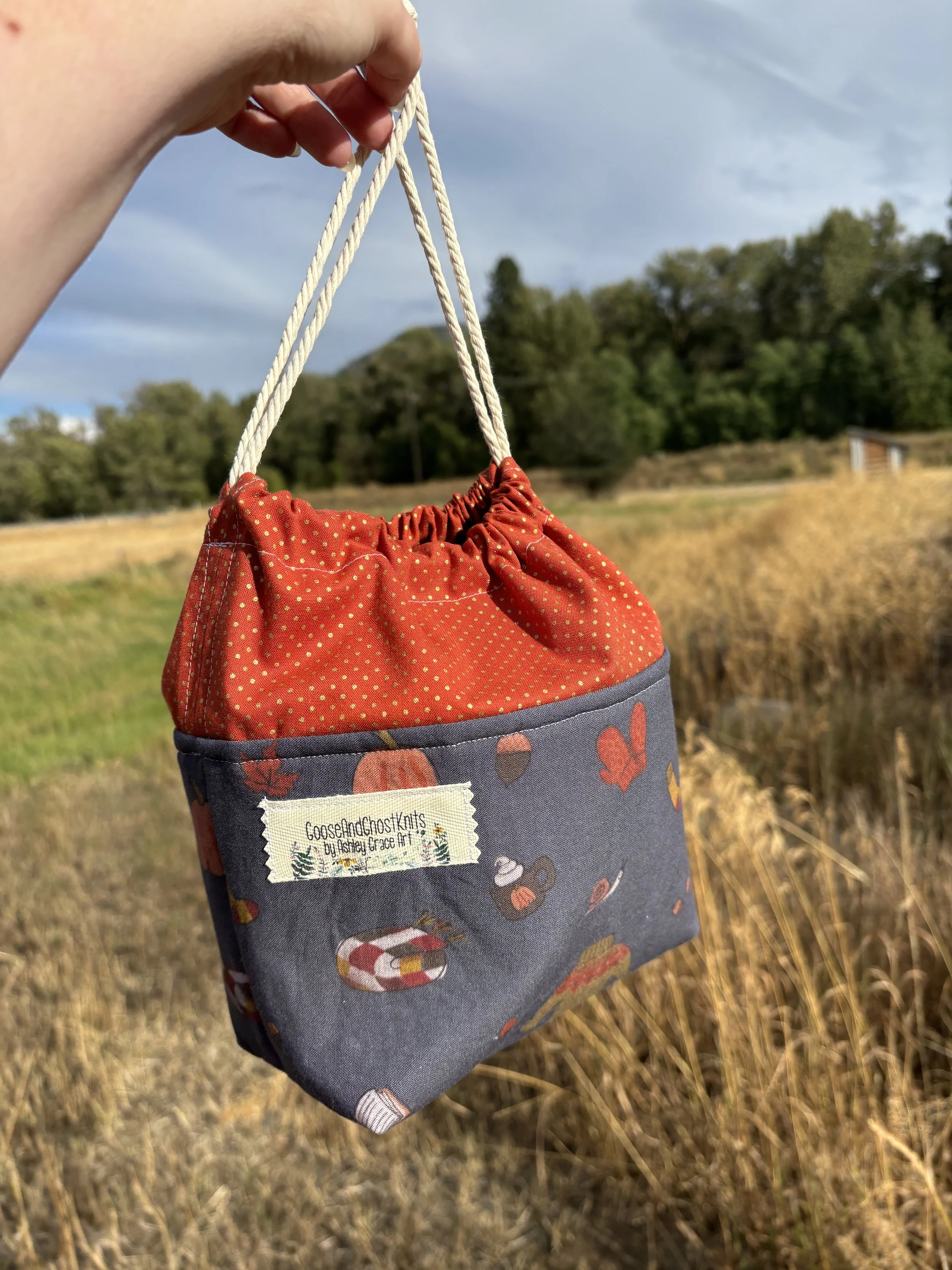 autumn cozies small drawstring 02.JPG