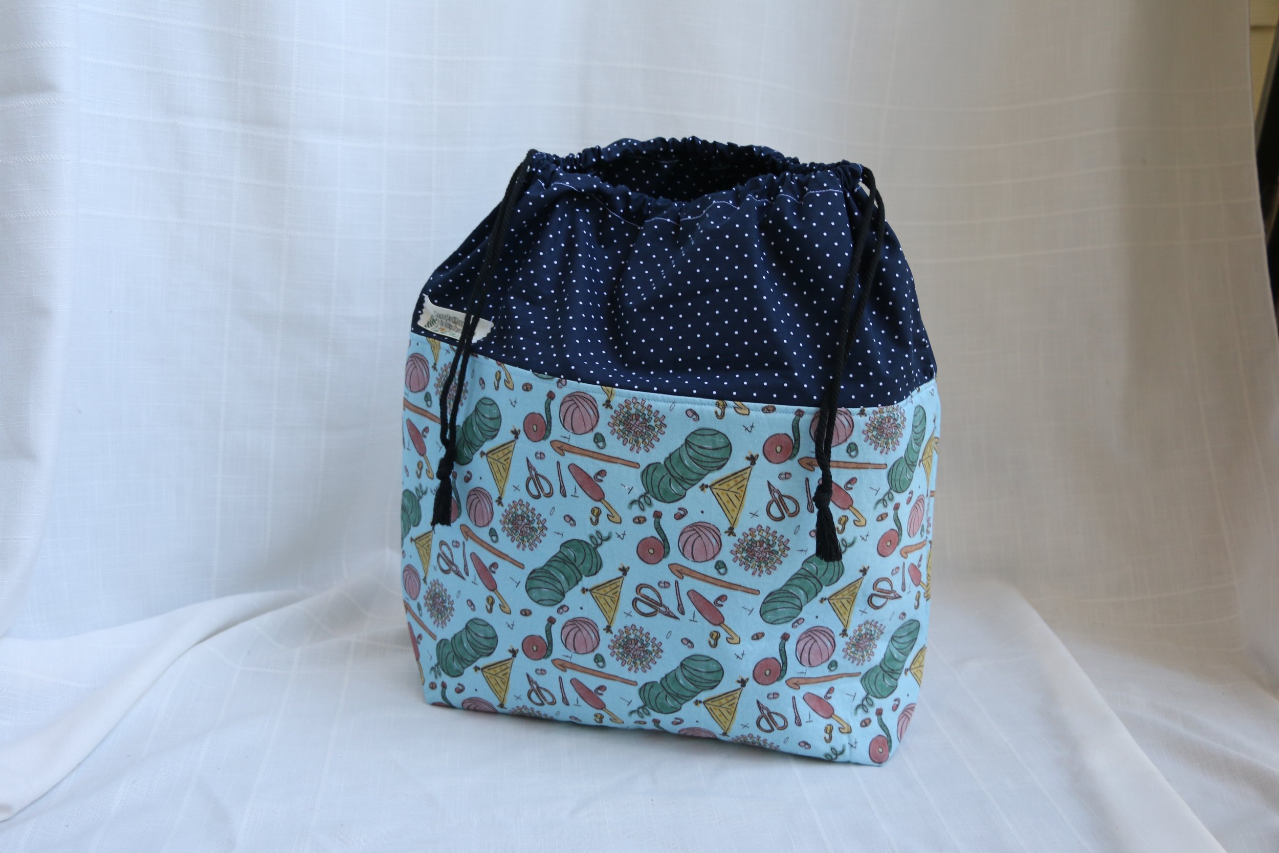 crochet notions large drawstring 01.JPG