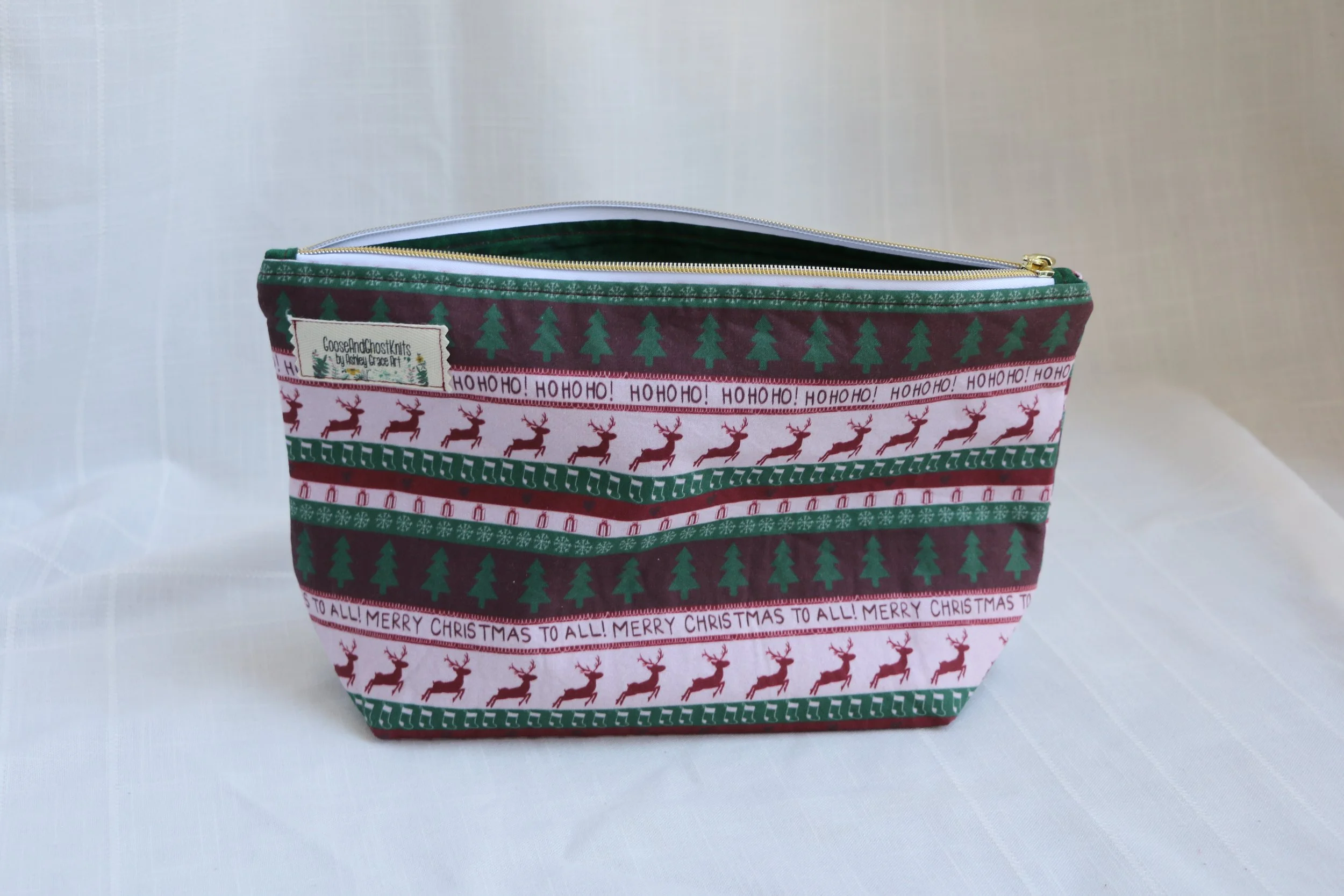 christmas stripes medium zipper 05.JPG