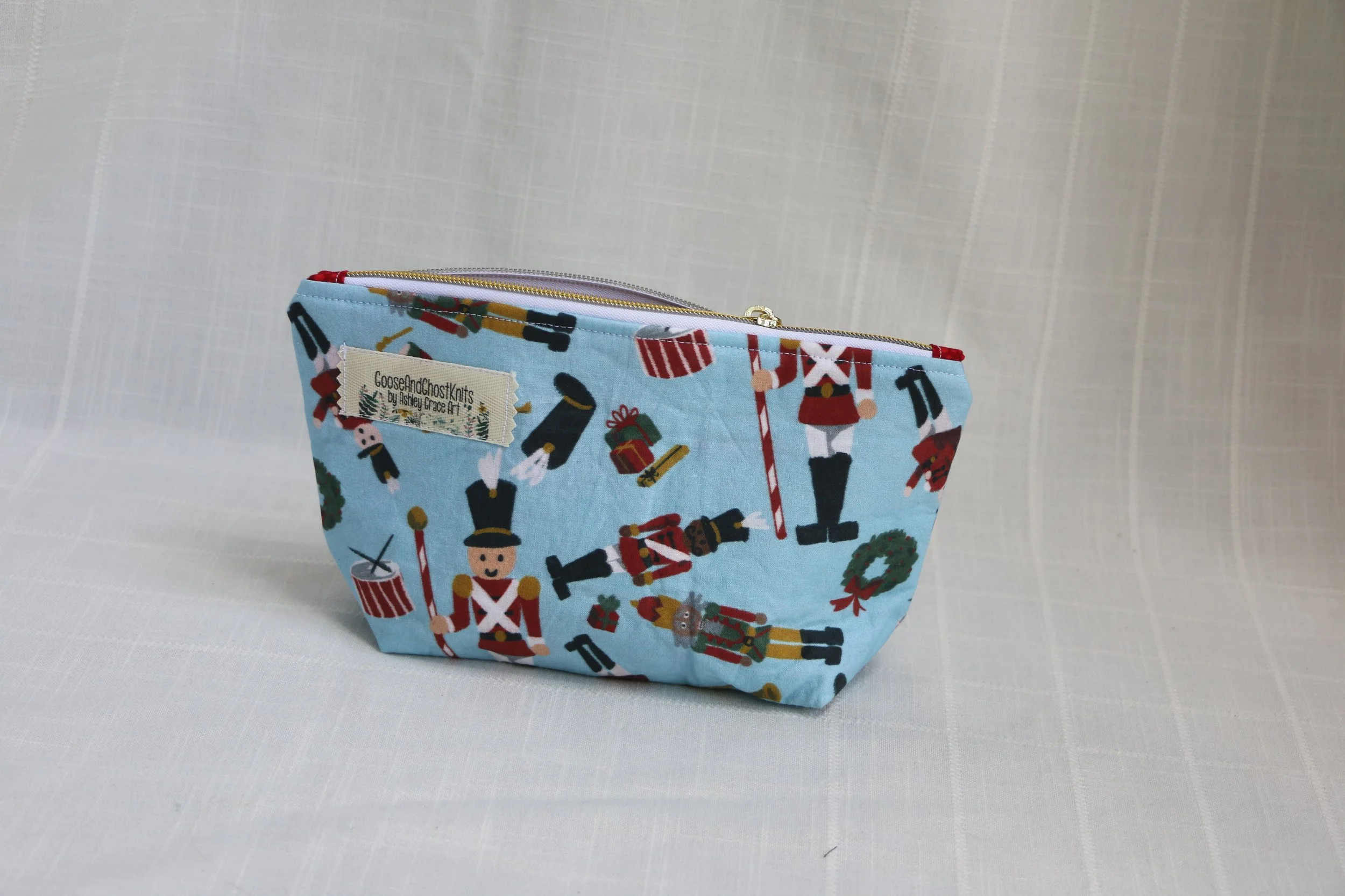 toy soldiers small zipper 02.JPG