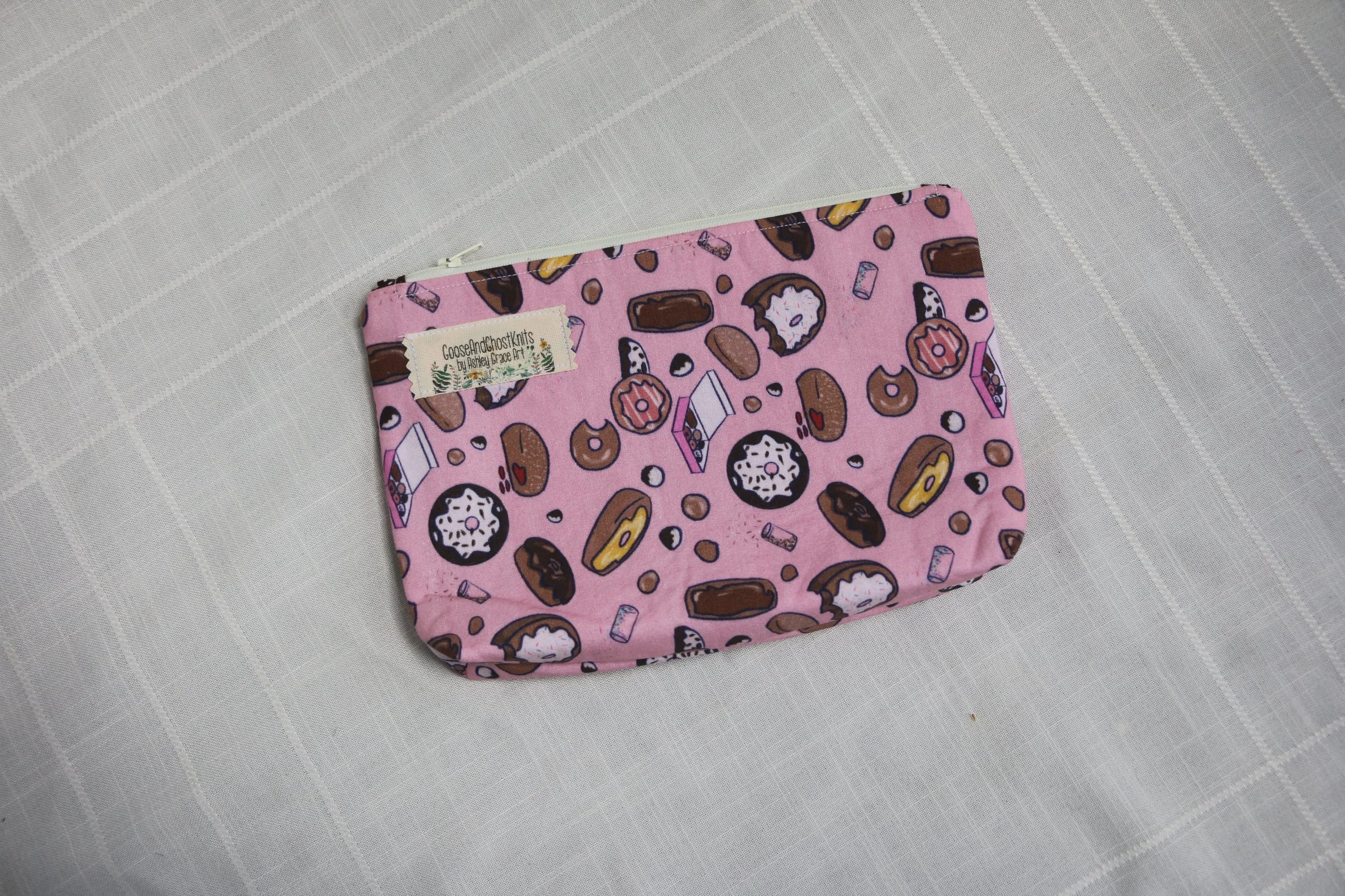 Donuts Small Zipper