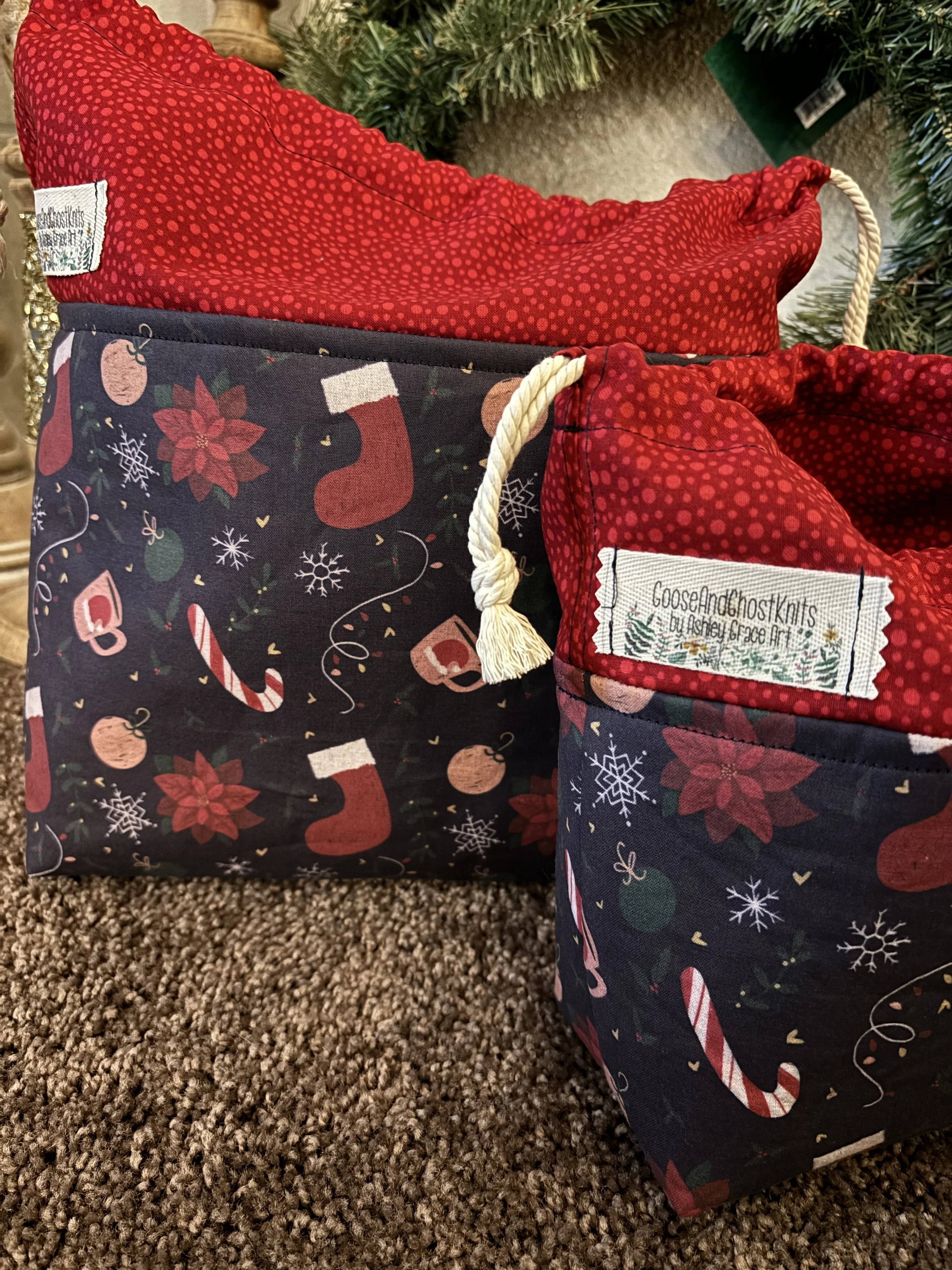 festive christmas drawstrings 04.JPG
