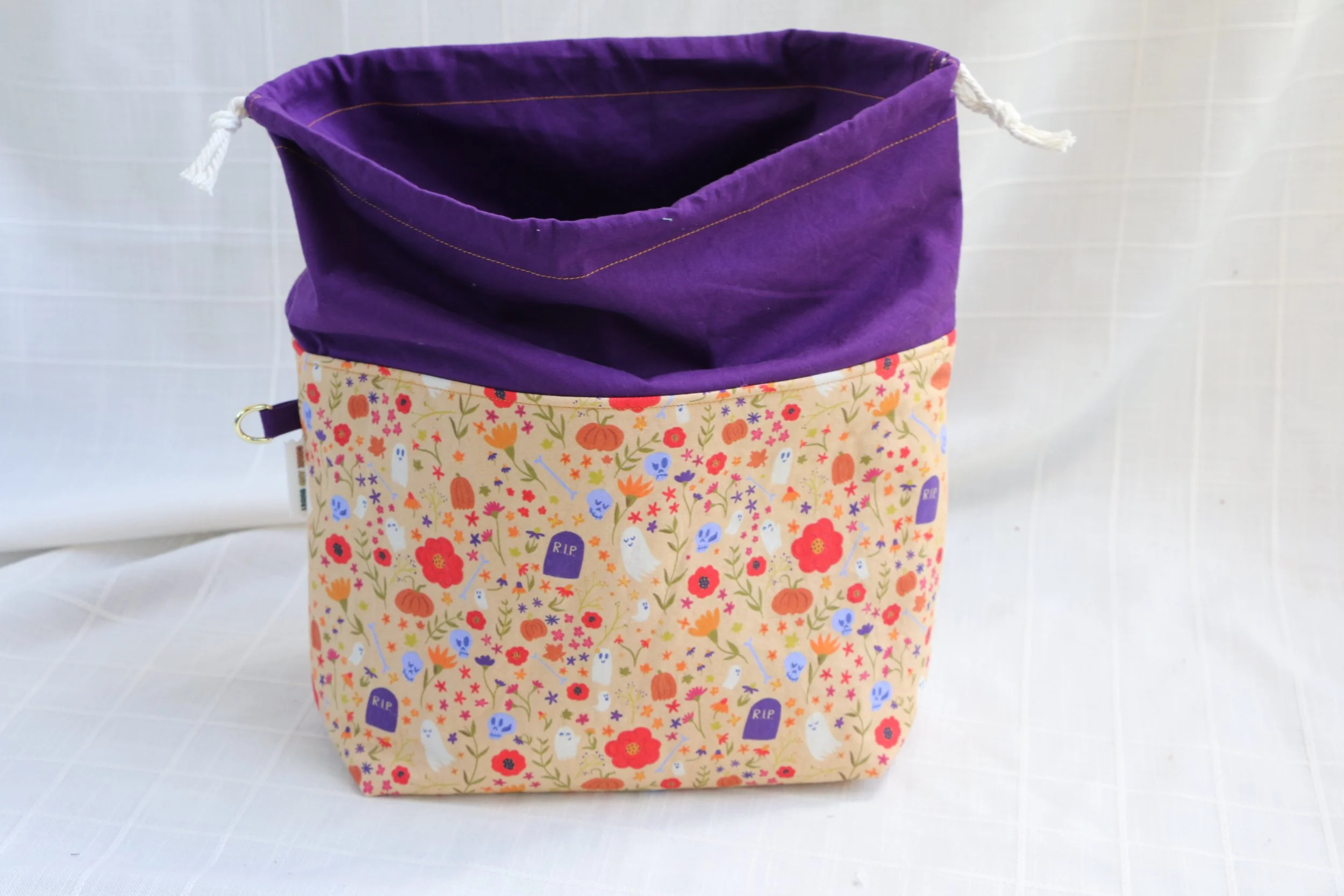 floral graveyard dawn medium drawstring 05.JPG