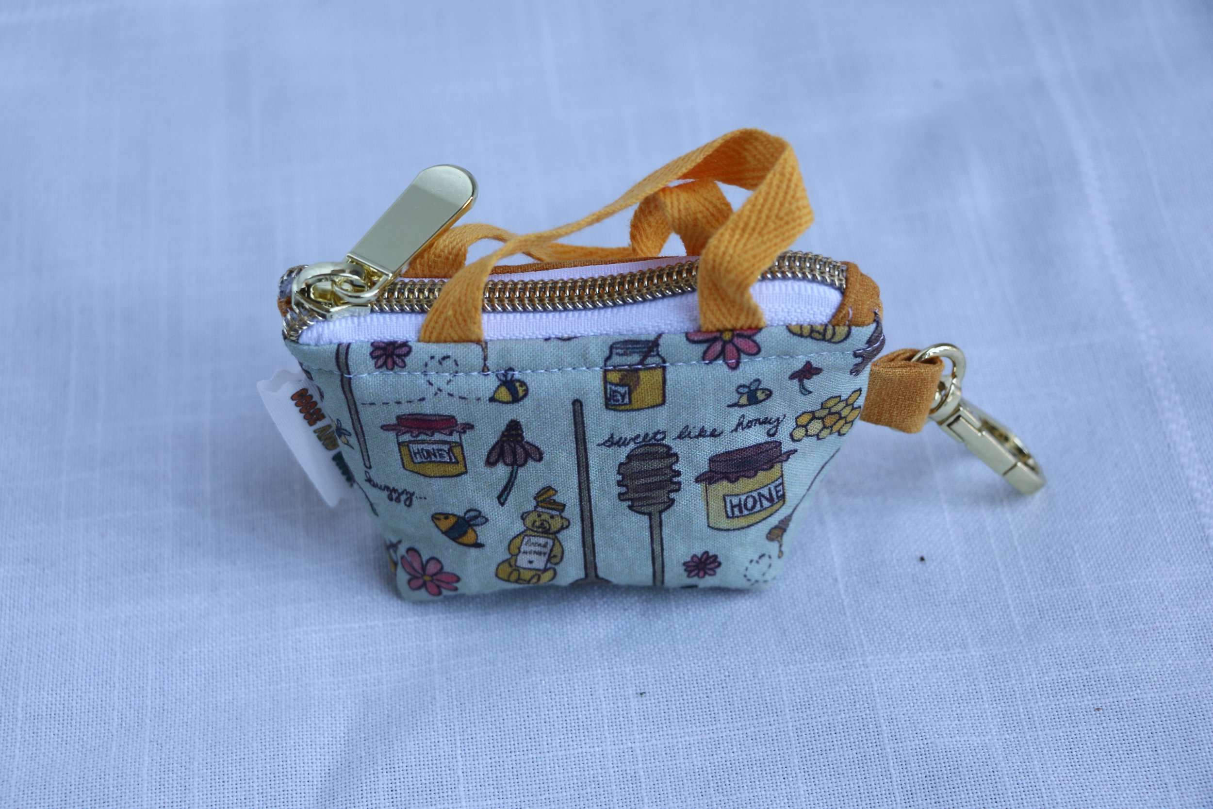 bees & honey tt front 061726 07.JPG