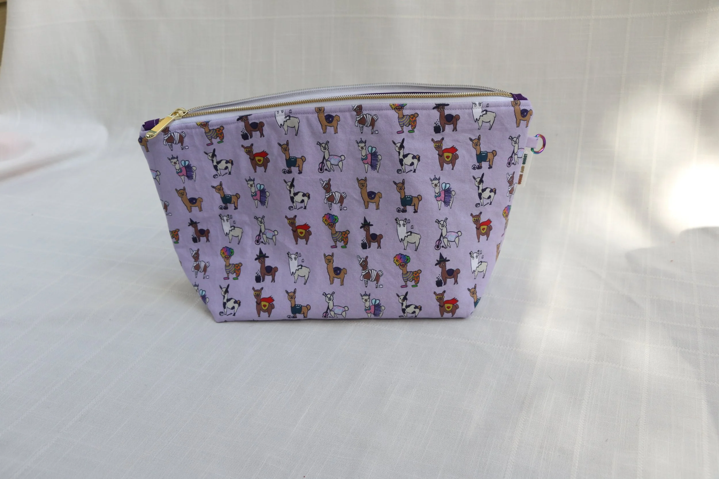 costumed alpacas medium zipper 04.JPG