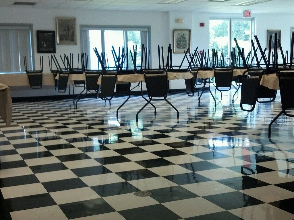 The First Timers Guide to Using an Industrial Floor Buffer - T.W. Hicks Inc.