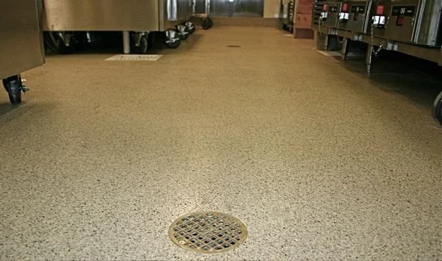 Getting a Better Understanding on Broadcast and Troweled Quartz Industrial Flooring Systems