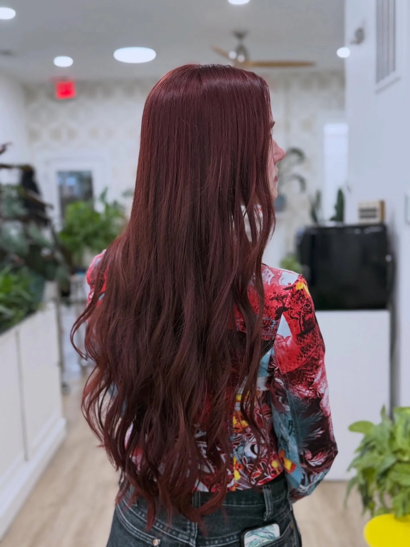 A Long Story told in Shades of Red 🔥

Color + Haircuts 

#redcolor #admo  #dchairsalon #dchairstylists #layers