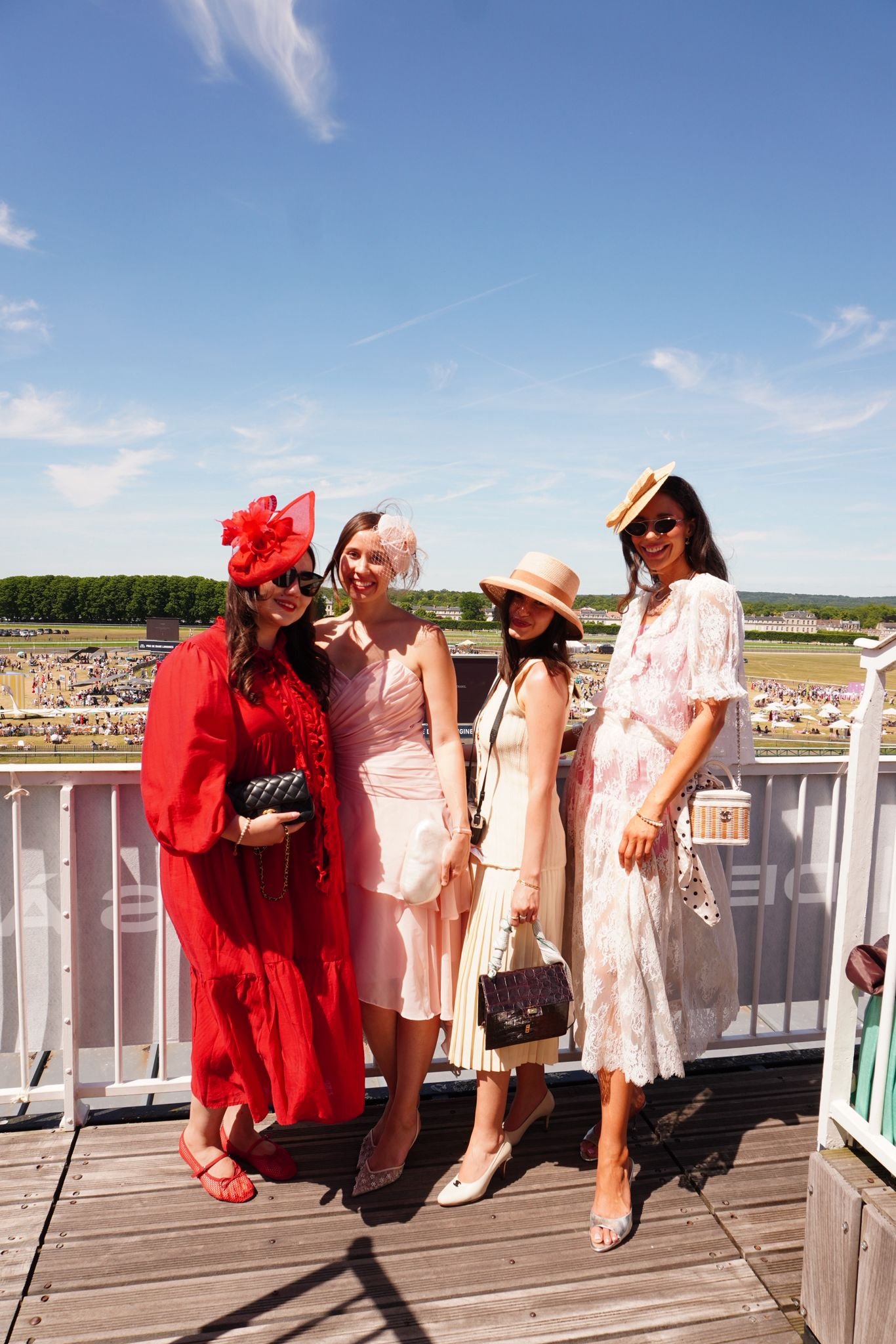 Swan Circle at Prix de Diane