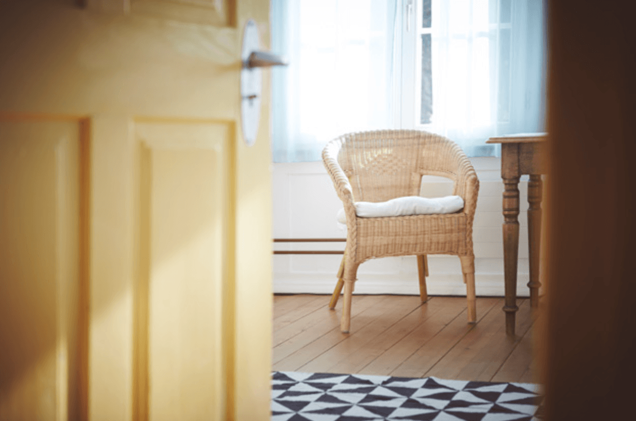 Oster Yoga Retreat – gemütliches Zimmer im Seminarhaus Lindenbühl