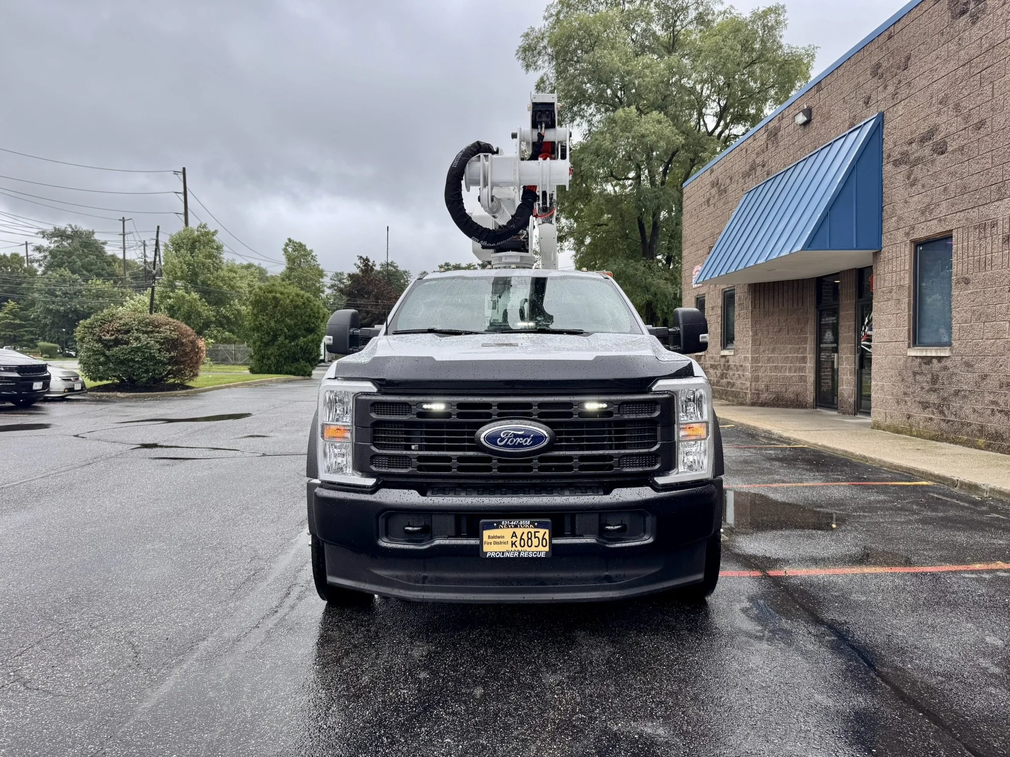 Baldwins' Bucket Truck