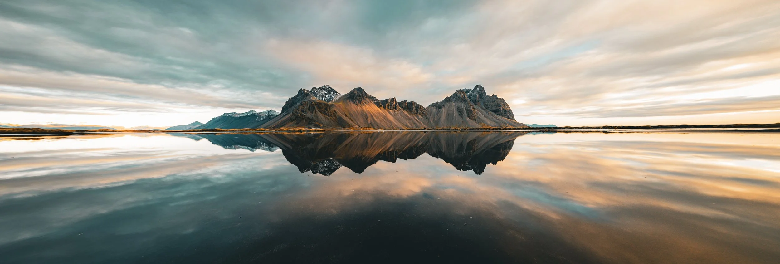 iceland gwaterfall-1.JPG