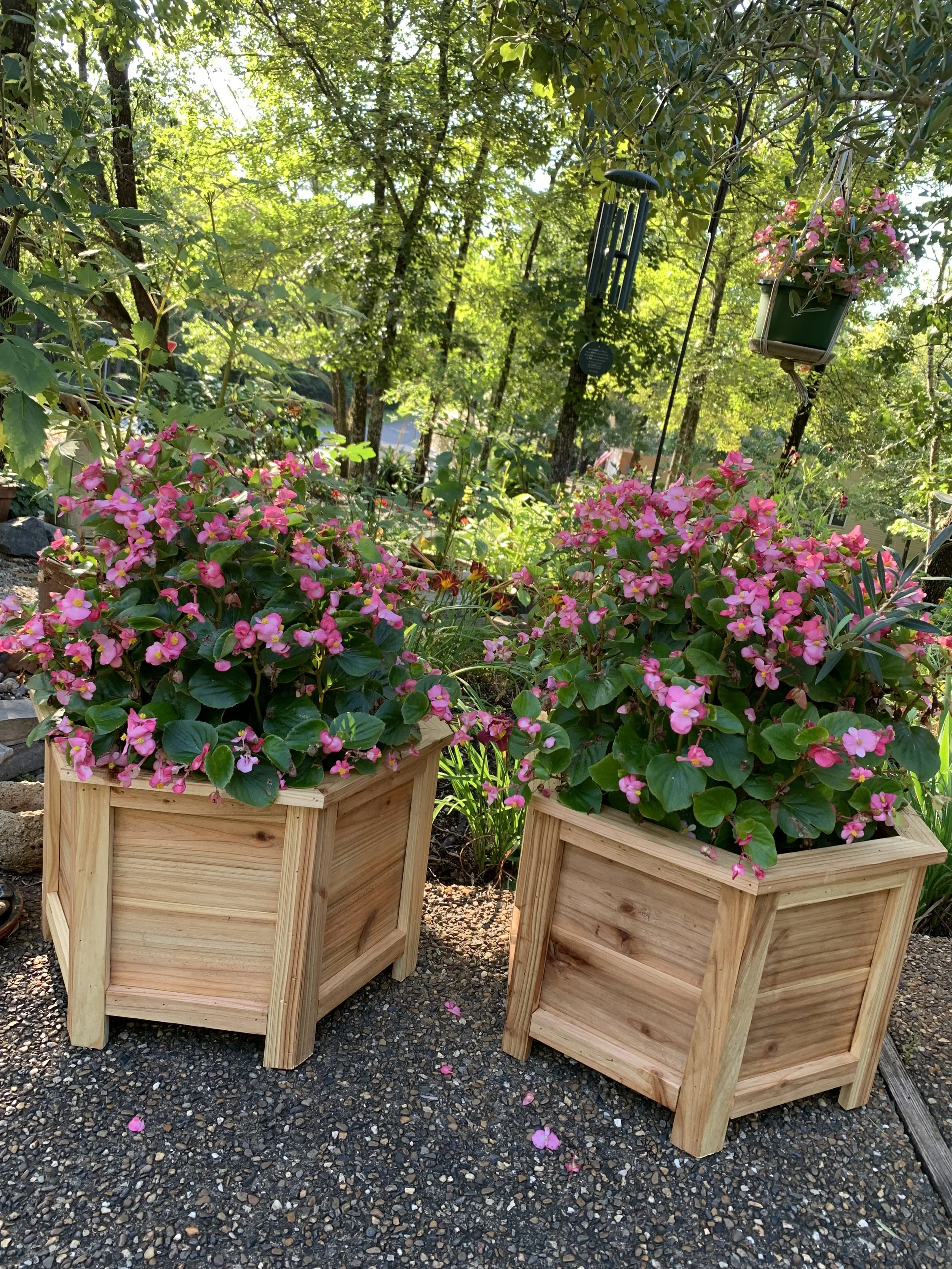 21x21x13.25 Hexagonal Planter Box