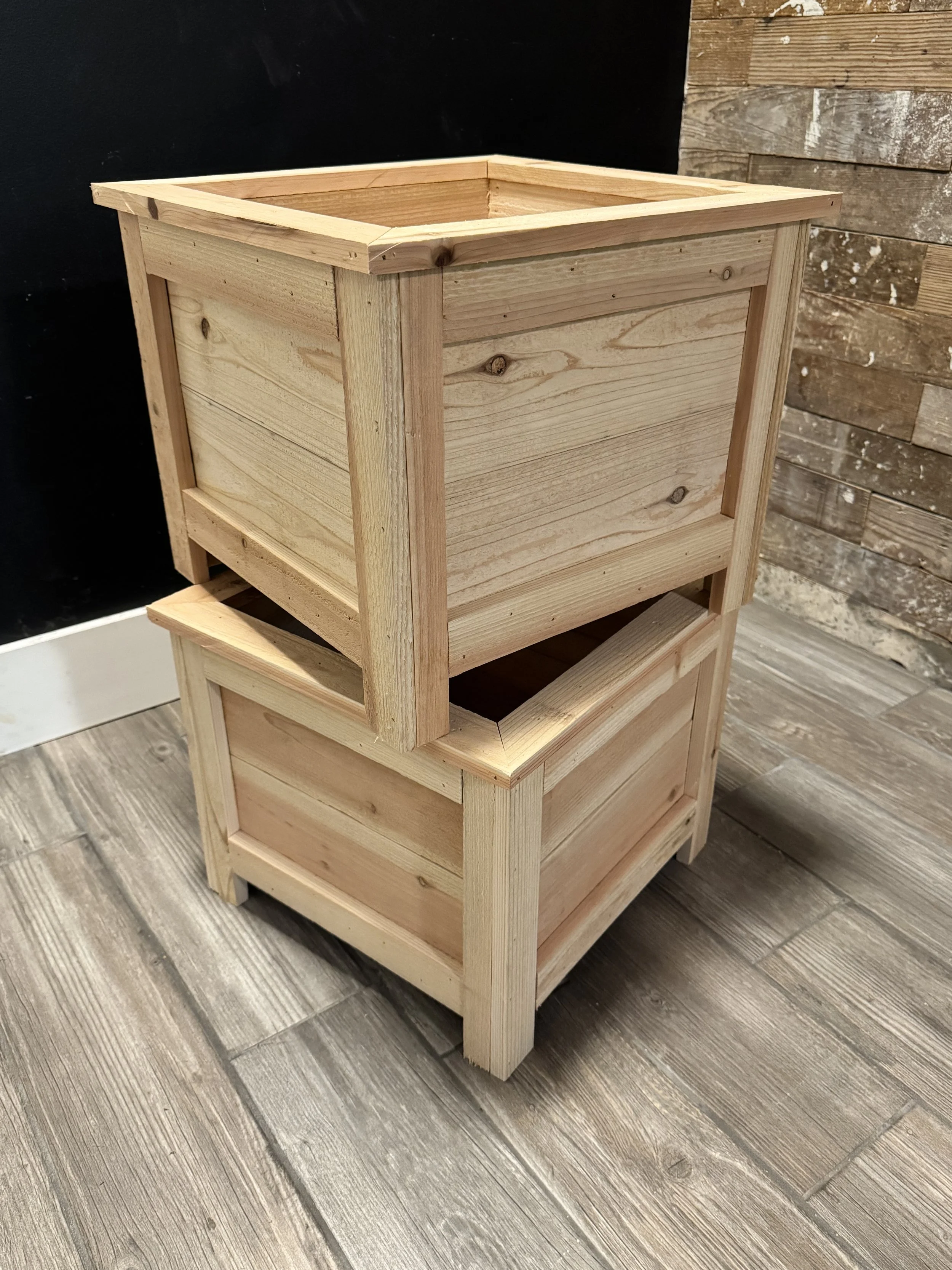 16x16 Cedar Planter Box - Qty 1