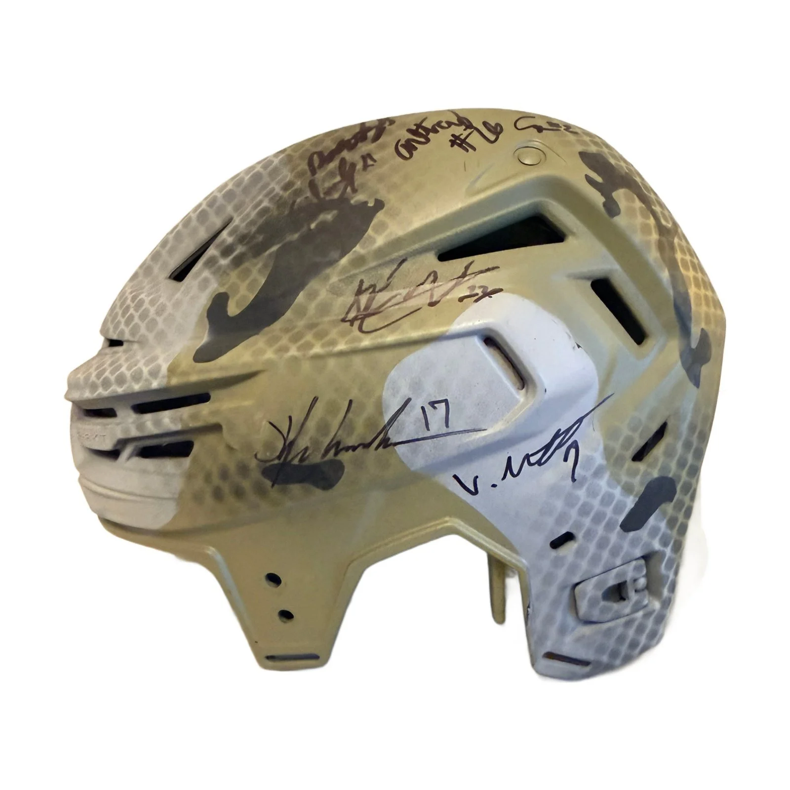 2015 Fargo Force Hometown Heroes Signed Helmet – Green Digi Camo3.jpg