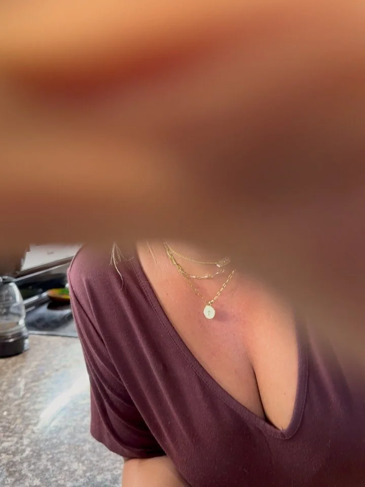Vulnerable Post Ahead. Here we go&hellip;. 😏😏 

I did NOT want to post the video &amp; other photos in this carousel. It took everything in me to hit &ldquo;publish&rdquo; the times I shared them with the world. 

I&rsquo;m 10-15lbs heavier than I 