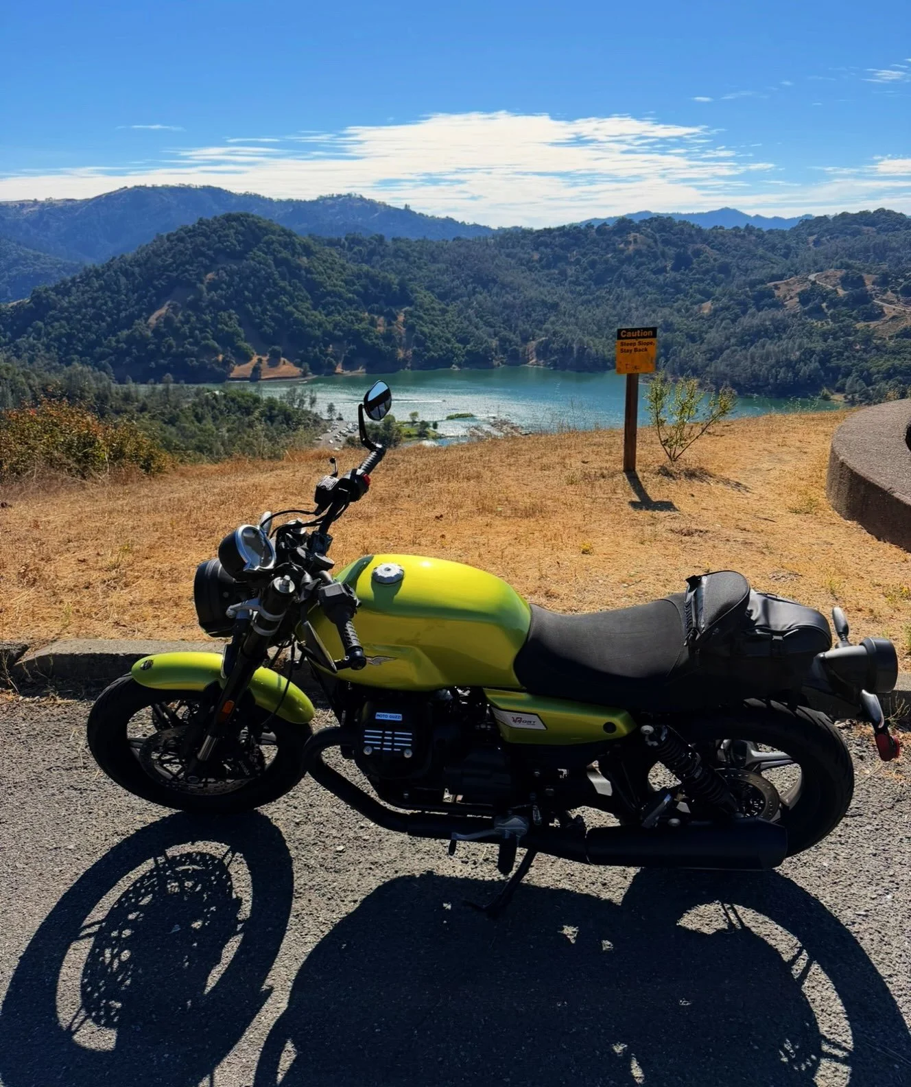Sunday fun day on the Moto Guzzi V7 Sport  @scuderiamoto @motoguzzi @motoguzzi_americas