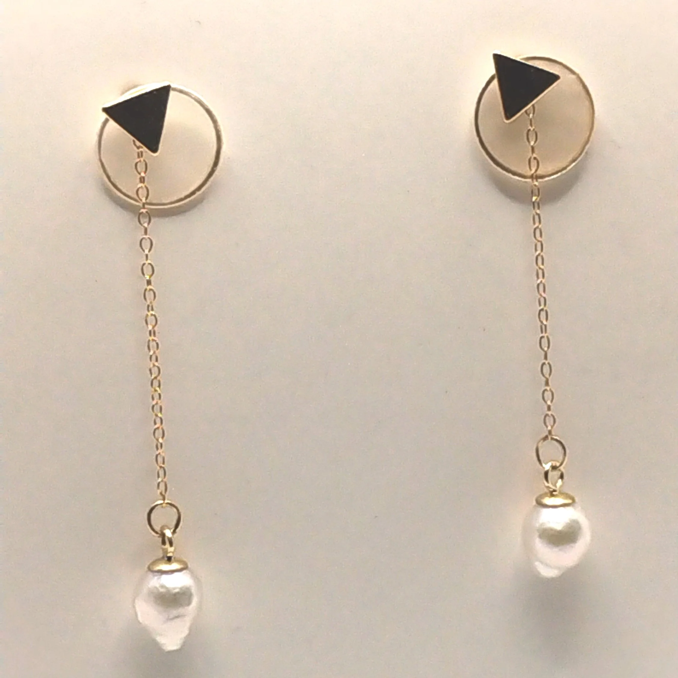 Eardrop 5 pearl.jpg