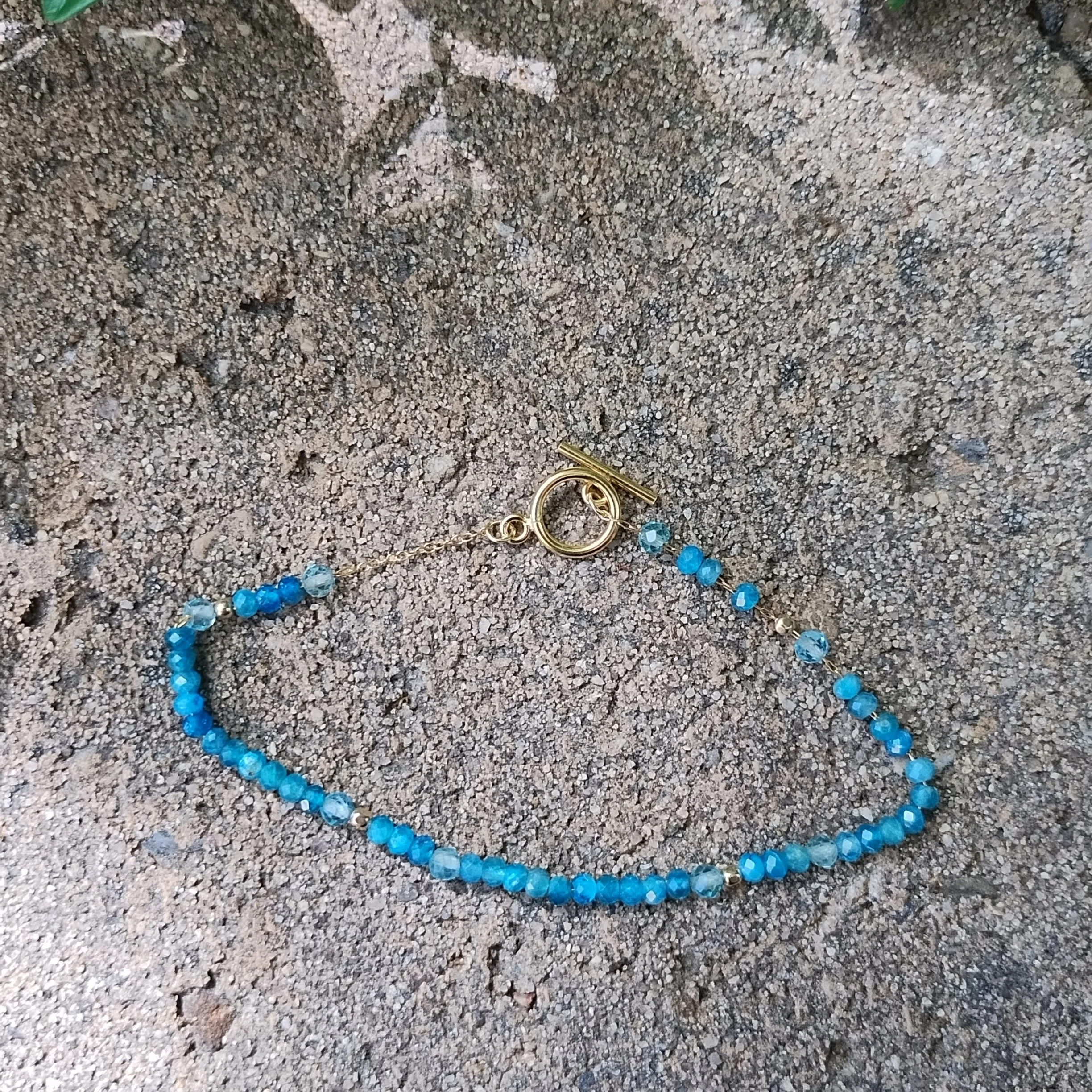 ABACUSBRAC#1 APATITE_KYNT (1).jpg